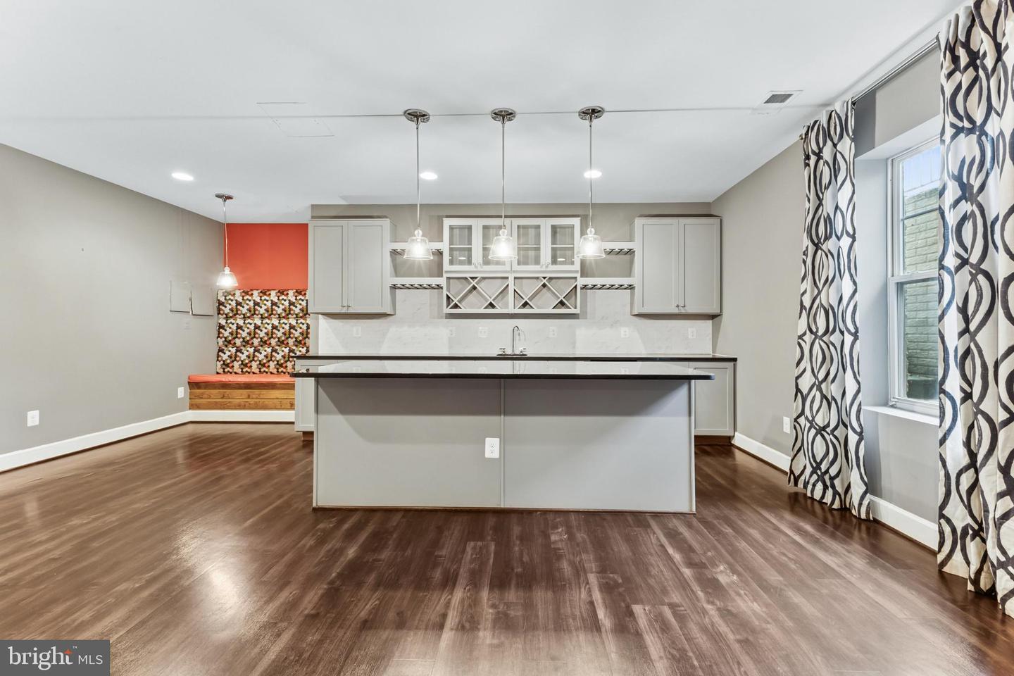 26612 MARBURY ESTATES DR, CHANTILLY, Virginia 20152, 4 Bedrooms Bedrooms, ,5 BathroomsBathrooms,Residential,For sale,26612 MARBURY ESTATES DR,VALO2101040 MLS # VALO2101040