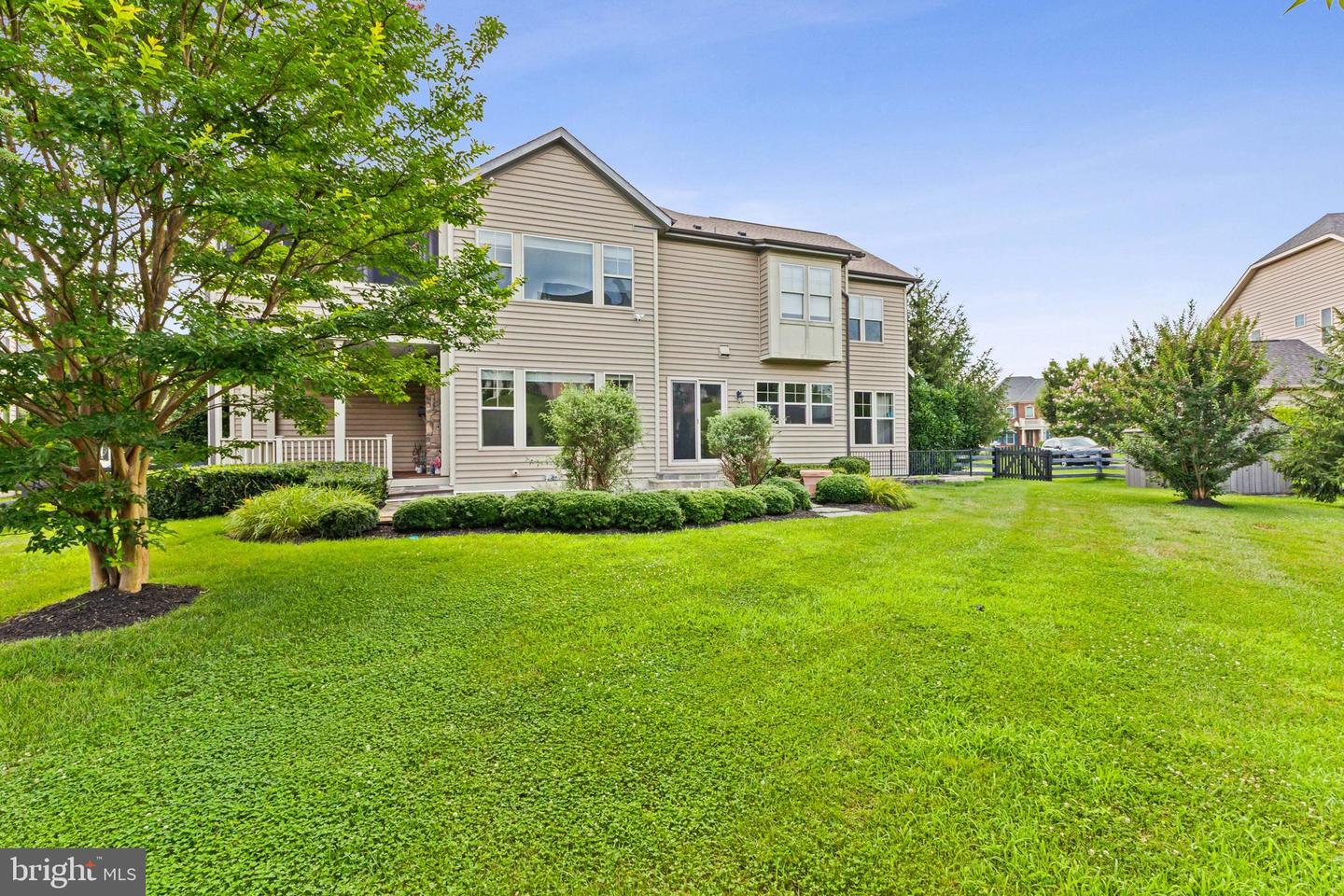 26612 MARBURY ESTATES DR, CHANTILLY, Virginia 20152, 4 Bedrooms Bedrooms, ,5 BathroomsBathrooms,Residential,For sale,26612 MARBURY ESTATES DR,VALO2101040 MLS # VALO2101040