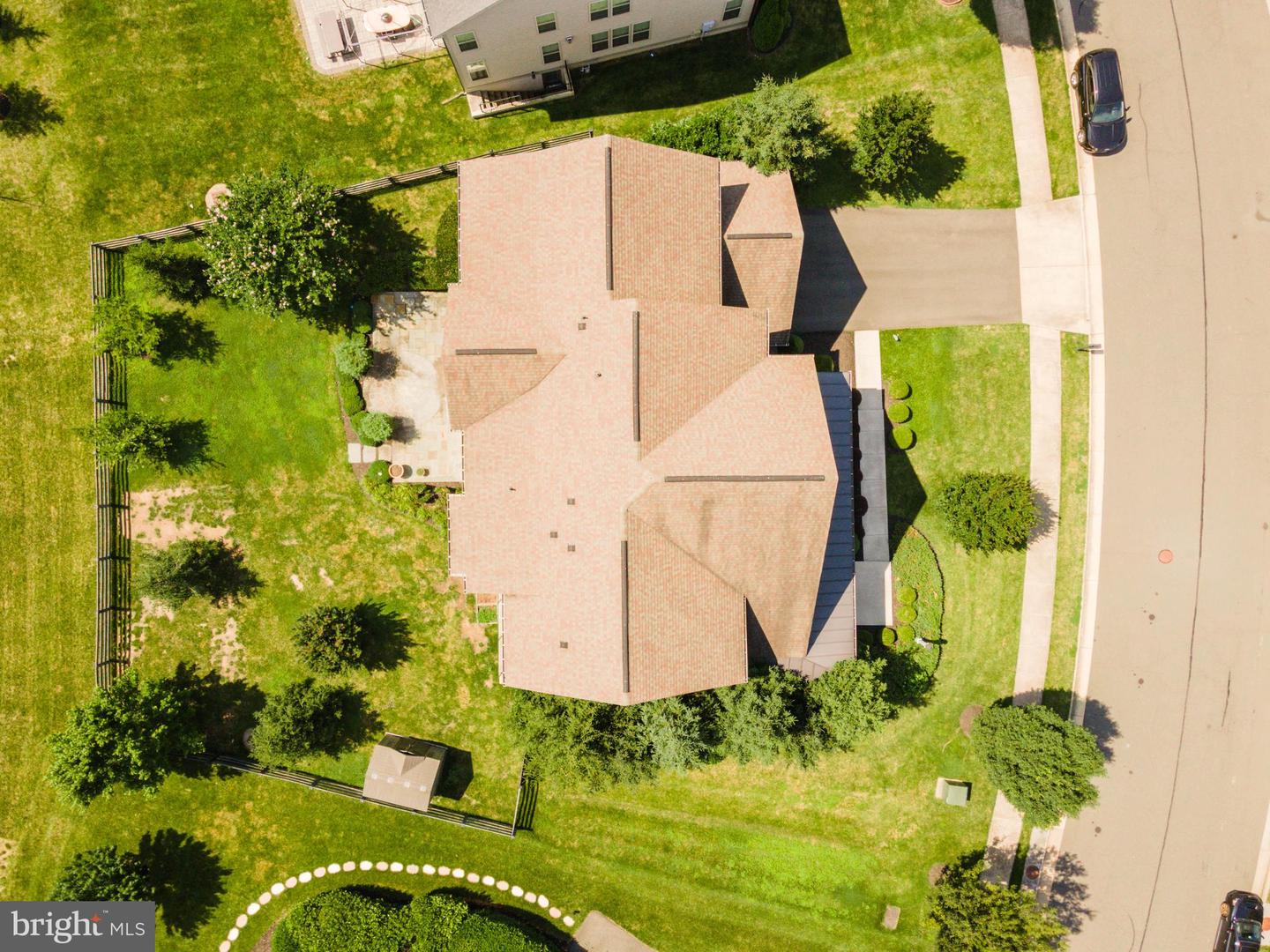 26612 MARBURY ESTATES DR, CHANTILLY, Virginia 20152, 4 Bedrooms Bedrooms, ,5 BathroomsBathrooms,Residential,For sale,26612 MARBURY ESTATES DR,VALO2101040 MLS # VALO2101040