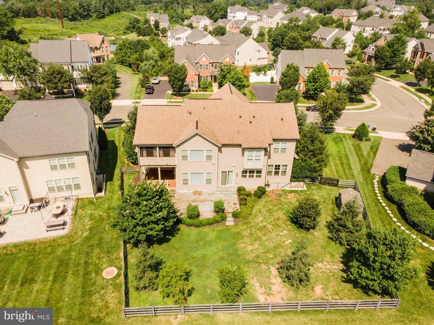 26612 MARBURY ESTATES DR, CHANTILLY, Virginia 20152, 4 Bedrooms Bedrooms, ,5 BathroomsBathrooms,Residential,For sale,26612 MARBURY ESTATES DR,VALO2101040 MLS # VALO2101040
