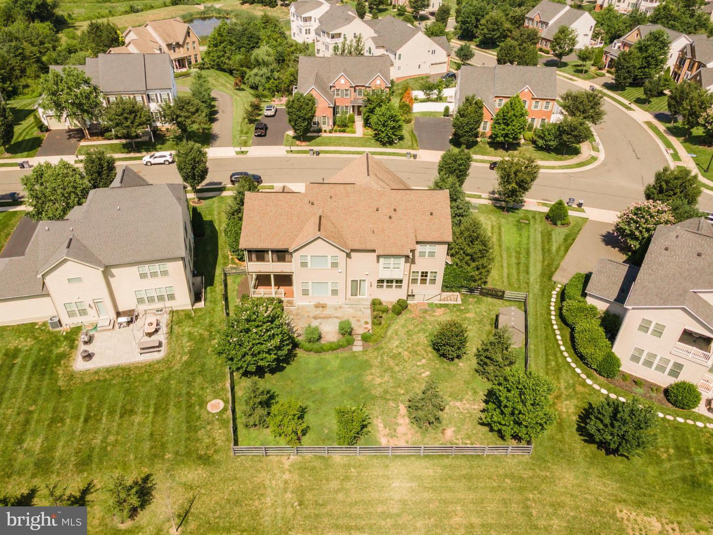 26612 MARBURY ESTATES DR, CHANTILLY, Virginia 20152, 4 Bedrooms Bedrooms, ,5 BathroomsBathrooms,Residential,For sale,26612 MARBURY ESTATES DR,VALO2101040 MLS # VALO2101040