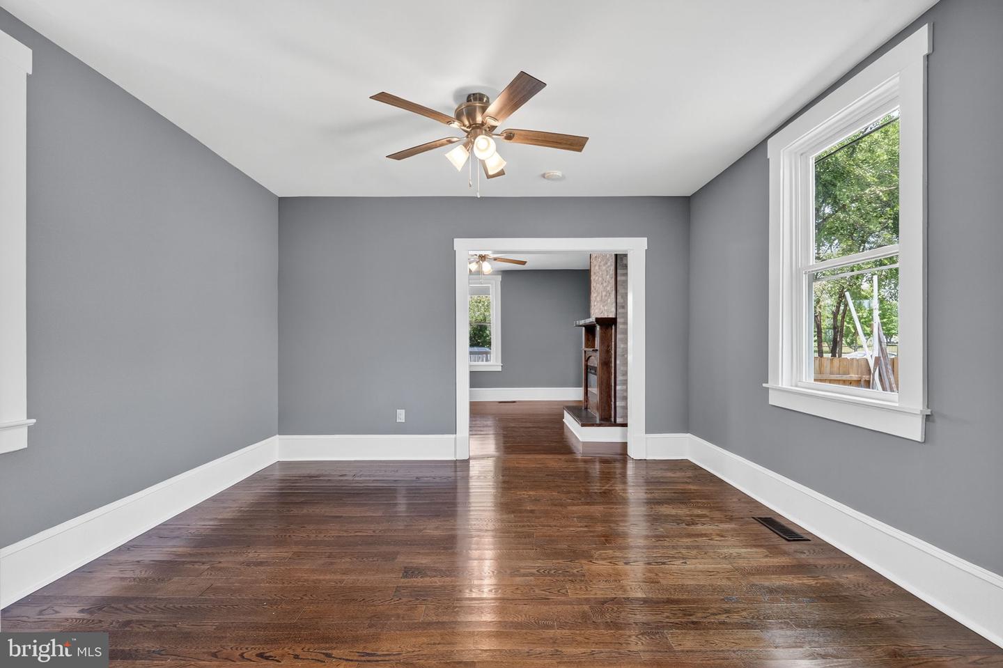 116 S PLEASANT VALLEY RD, WINCHESTER, Virginia 22601, 5 Bedrooms Bedrooms, ,2 BathroomsBathrooms,Residential,For sale,116 S PLEASANT VALLEY RD,VAWI2008632 MLS # VAWI2008632