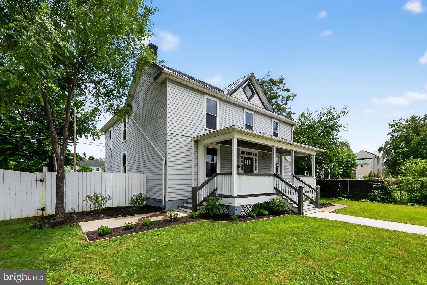 116 S PLEASANT VALLEY RD, WINCHESTER, Virginia 22601, 5 Bedrooms Bedrooms, ,2 BathroomsBathrooms,Residential,For sale,116 S PLEASANT VALLEY RD,VAWI2008632 MLS # VAWI2008632