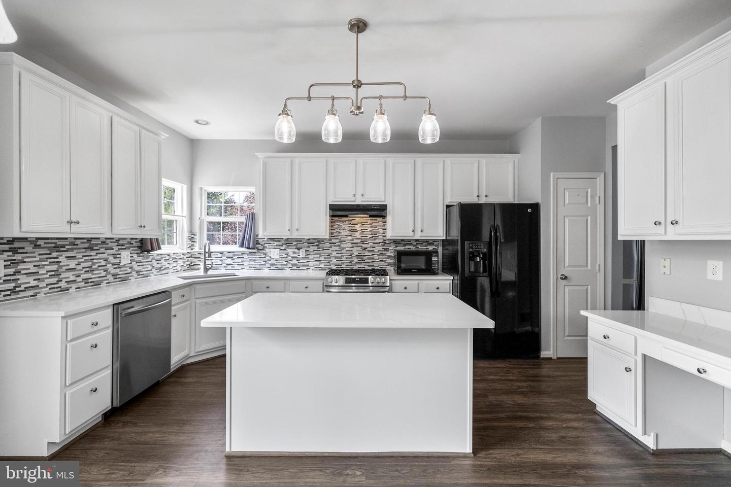 21513 THORNHILL PL, BROADLANDS, Virginia 20148, 5 Bedrooms Bedrooms, ,3 BathroomsBathrooms,Residential,For sale,21513 THORNHILL PL,VALO2101076 MLS # VALO2101076