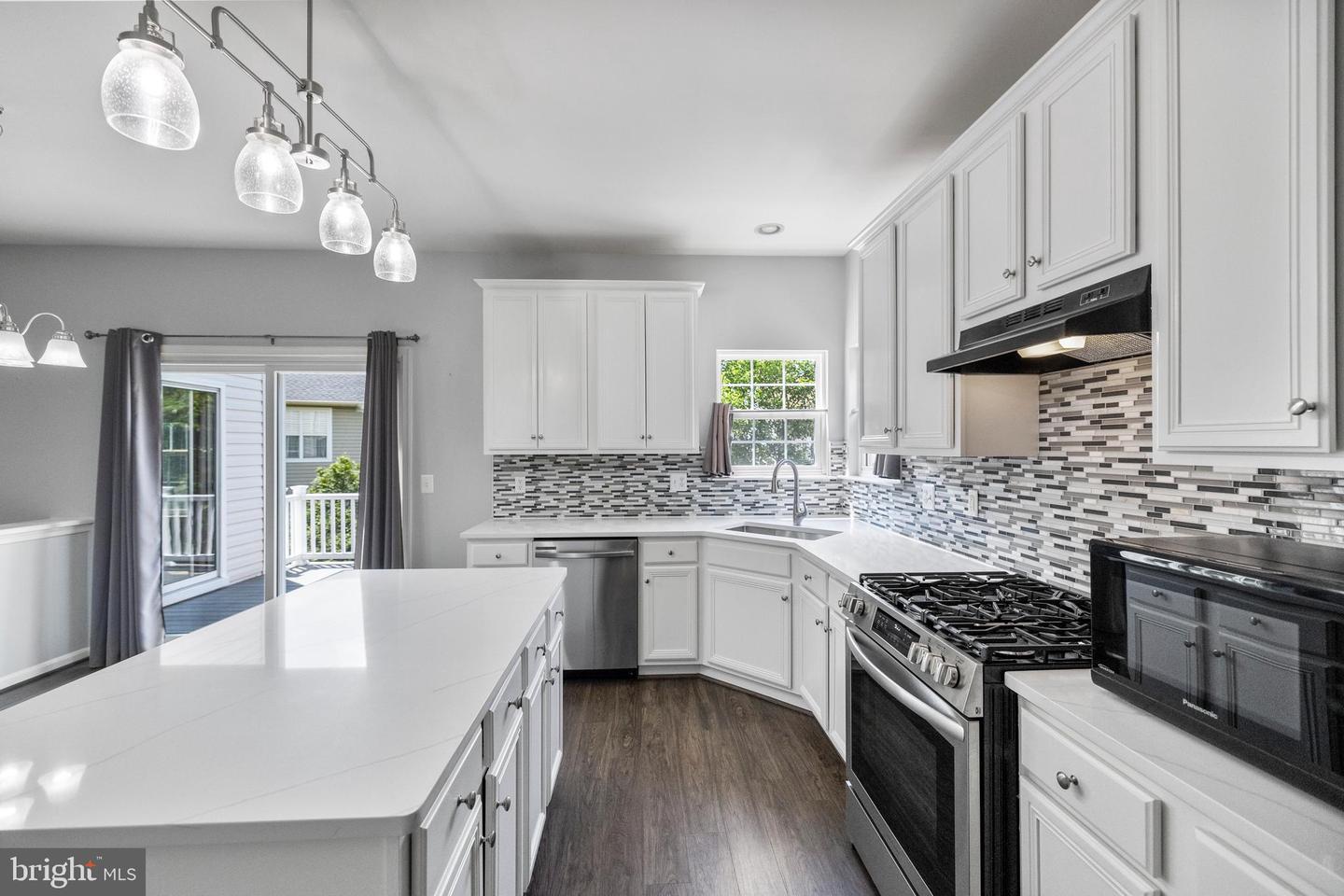 21513 THORNHILL PL, BROADLANDS, Virginia 20148, 5 Bedrooms Bedrooms, ,3 BathroomsBathrooms,Residential,For sale,21513 THORNHILL PL,VALO2101076 MLS # VALO2101076