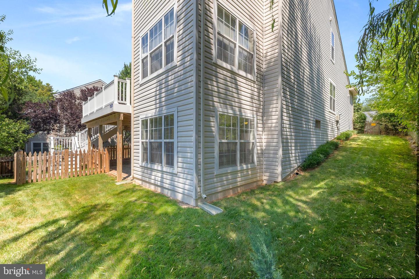 21513 THORNHILL PL, BROADLANDS, Virginia 20148, 5 Bedrooms Bedrooms, ,3 BathroomsBathrooms,Residential,For sale,21513 THORNHILL PL,VALO2101076 MLS # VALO2101076