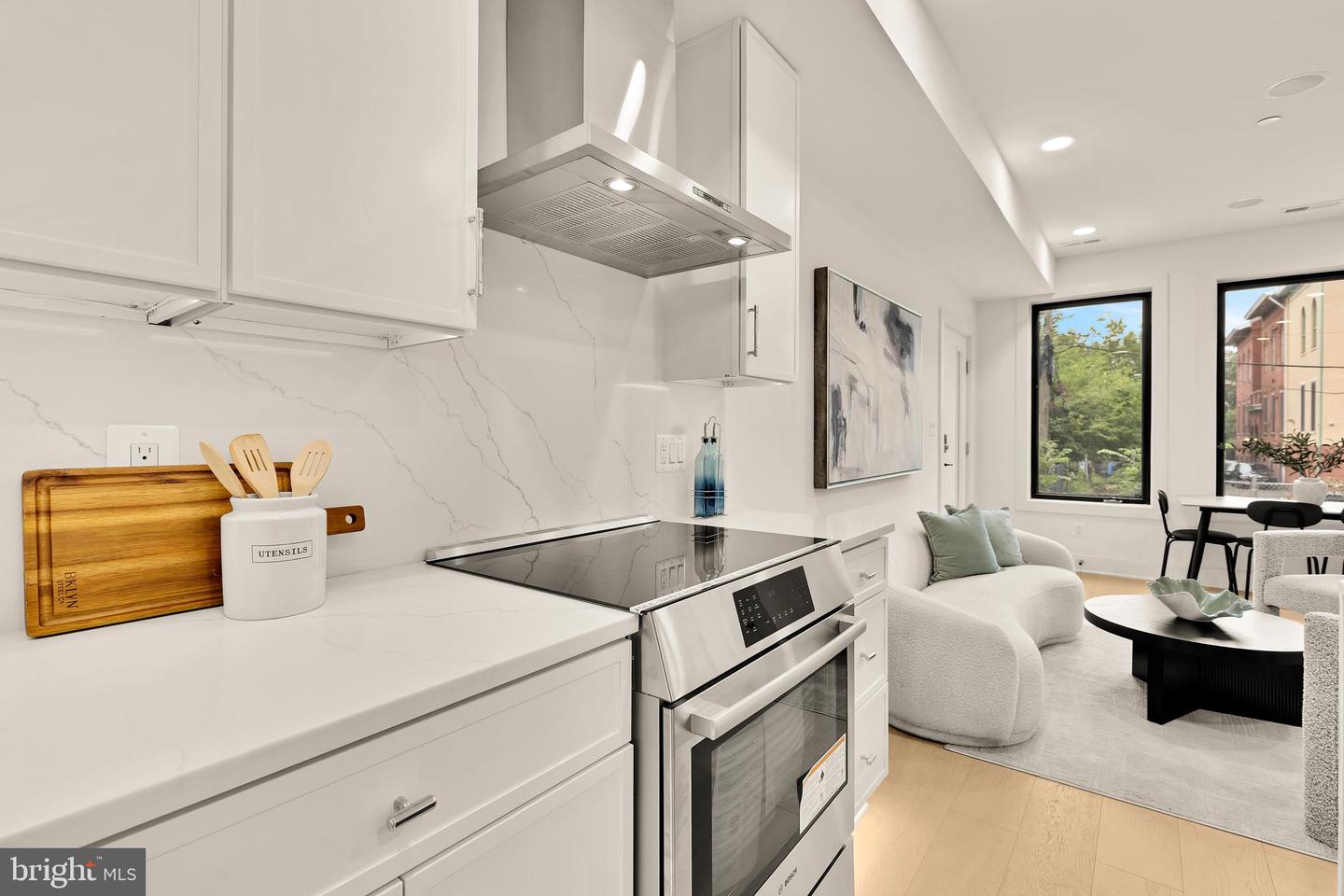507 L ST NE #3B, WASHINGTON, District Of Columbia 20002, 4 Bedrooms Bedrooms, ,5 BathroomsBathrooms,Residential,For sale,507 L ST NE #3B,DCDC2208820 MLS # DCDC2208820