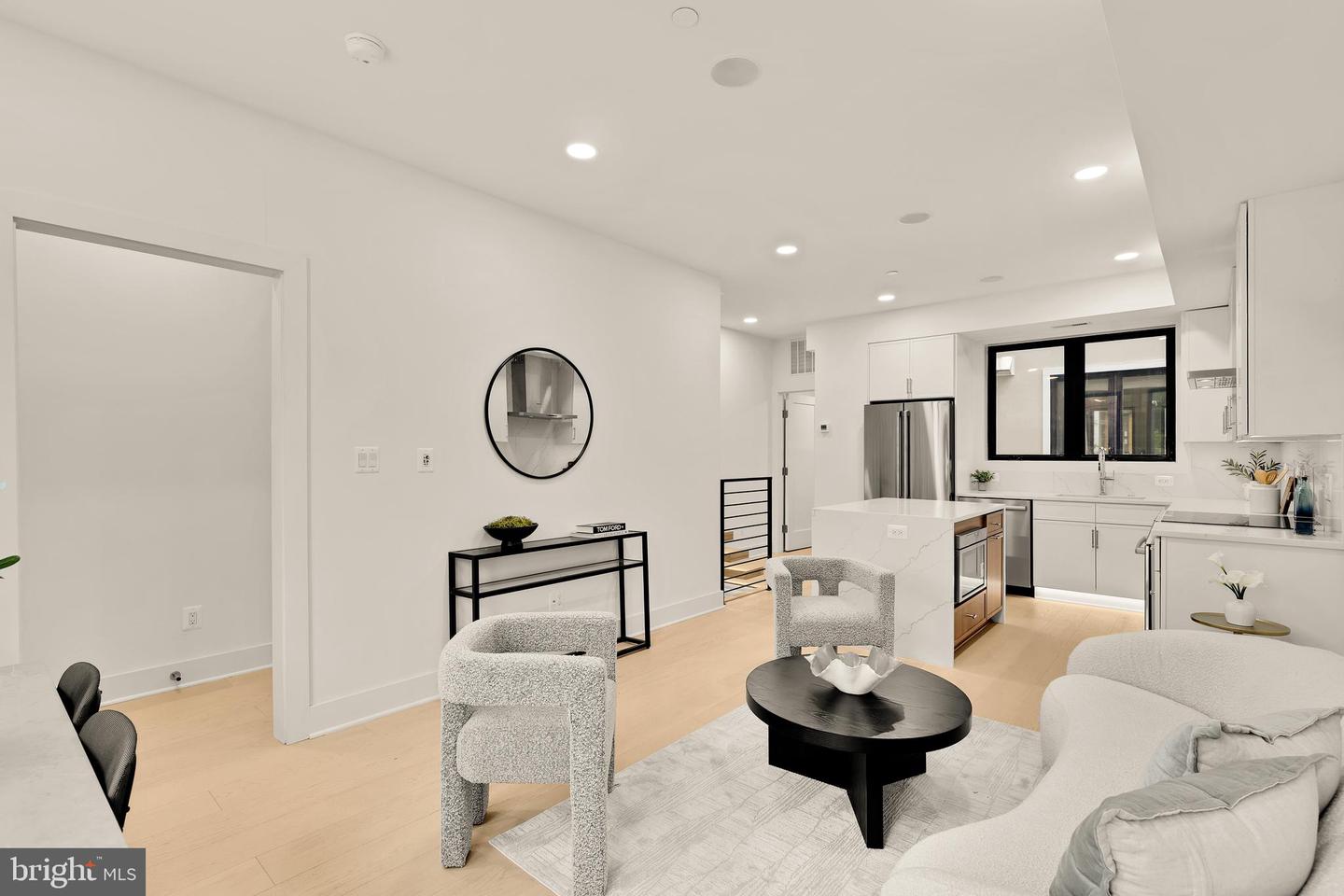 507 L ST NE #3B, WASHINGTON, District Of Columbia 20002, 4 Bedrooms Bedrooms, ,5 BathroomsBathrooms,Residential,For sale,507 L ST NE #3B,DCDC2208820 MLS # DCDC2208820