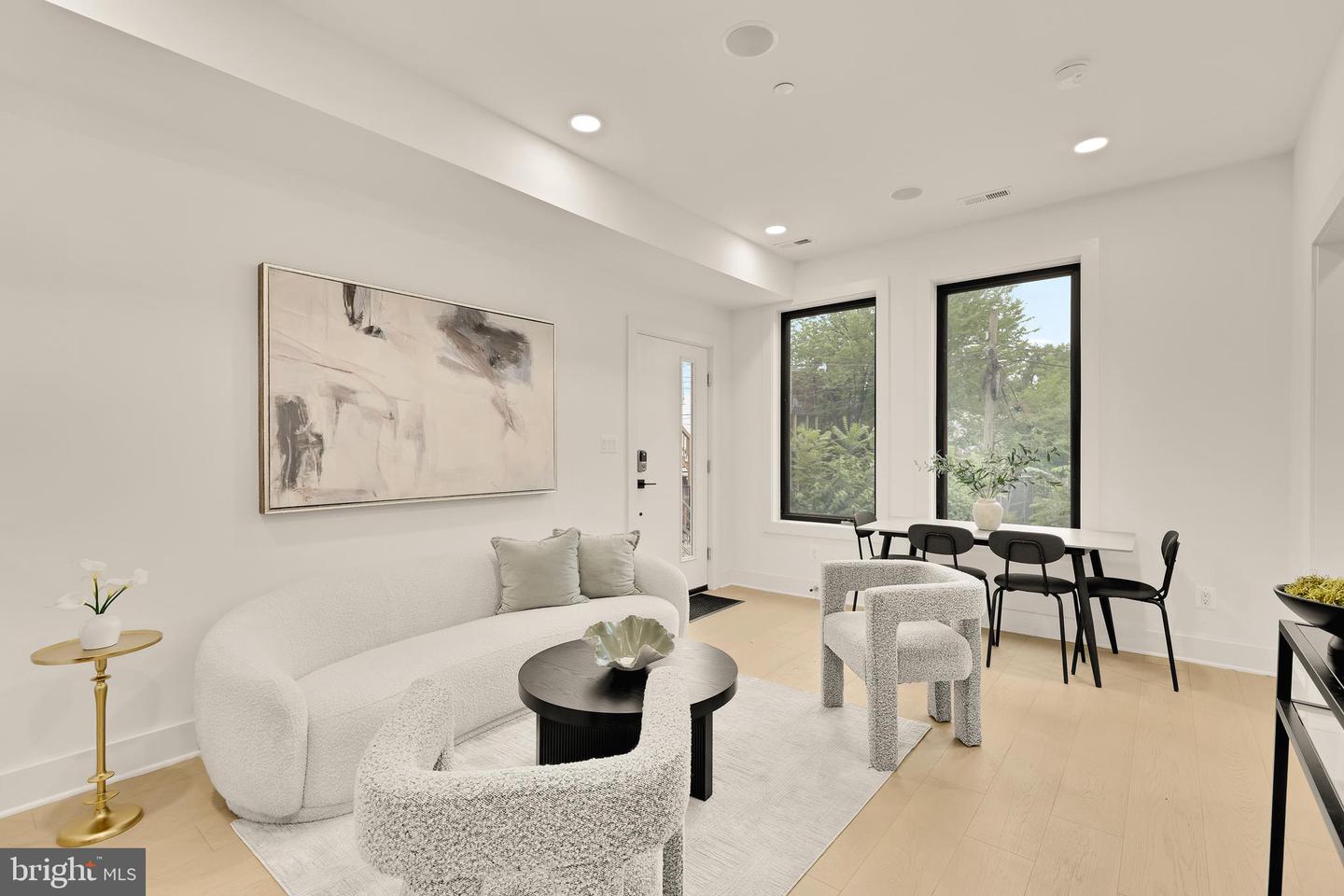 507 L ST NE #3B, WASHINGTON, District Of Columbia 20002, 4 Bedrooms Bedrooms, ,5 BathroomsBathrooms,Residential,For sale,507 L ST NE #3B,DCDC2208820 MLS # DCDC2208820