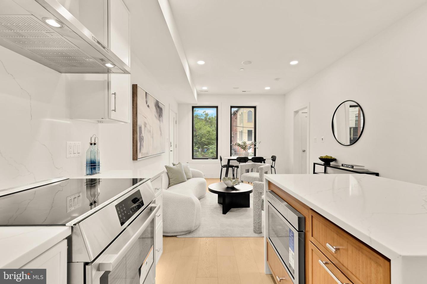 507 L ST NE #3B, WASHINGTON, District Of Columbia 20002, 4 Bedrooms Bedrooms, ,5 BathroomsBathrooms,Residential,For sale,507 L ST NE #3B,DCDC2208820 MLS # DCDC2208820