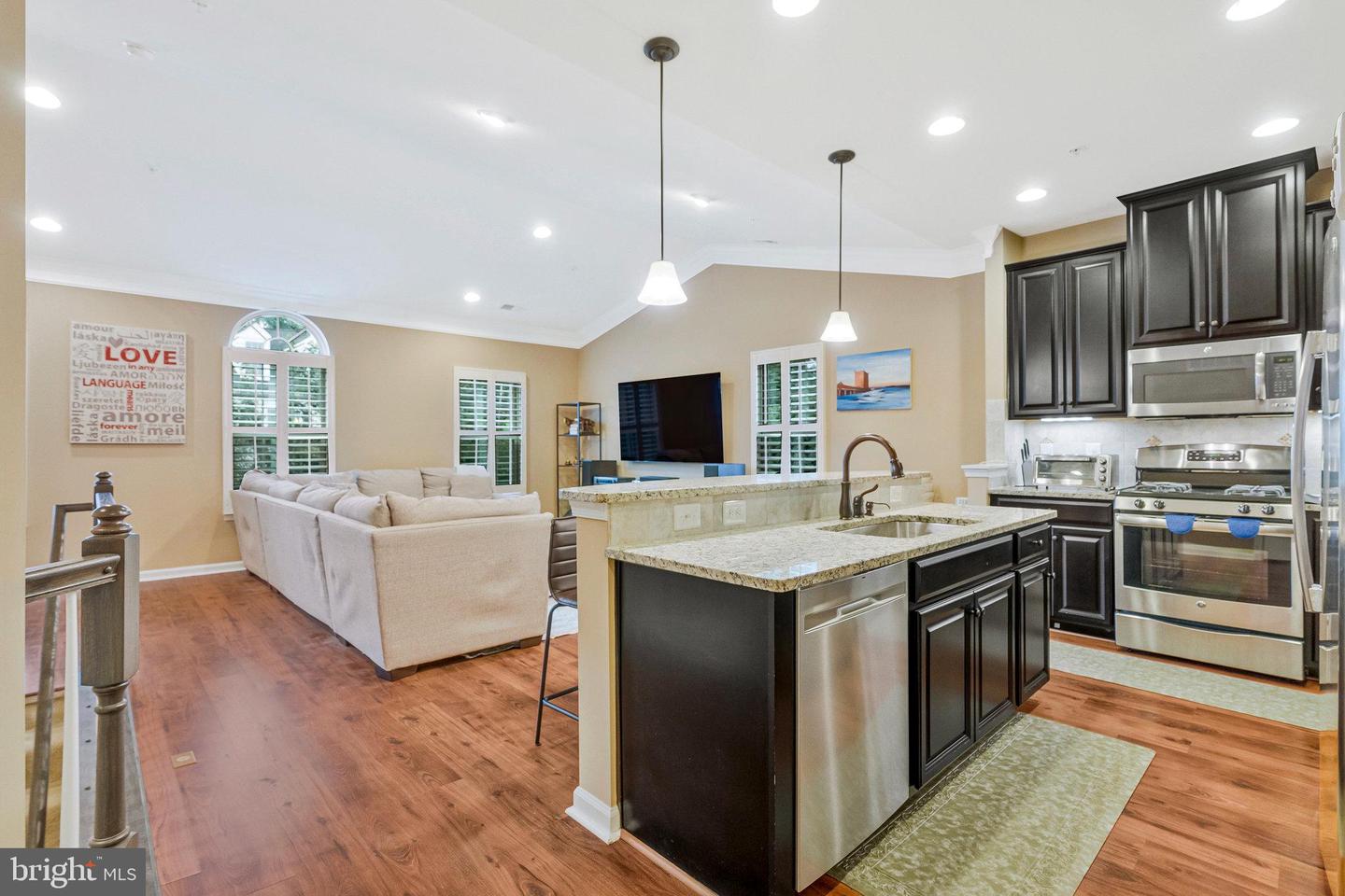 42145 PIEBALD SQ, ALDIE, Virginia 20105, 2 Bedrooms Bedrooms, ,2 BathroomsBathrooms,Residential,For sale,42145 PIEBALD SQ,VALO2101102 MLS # VALO2101102