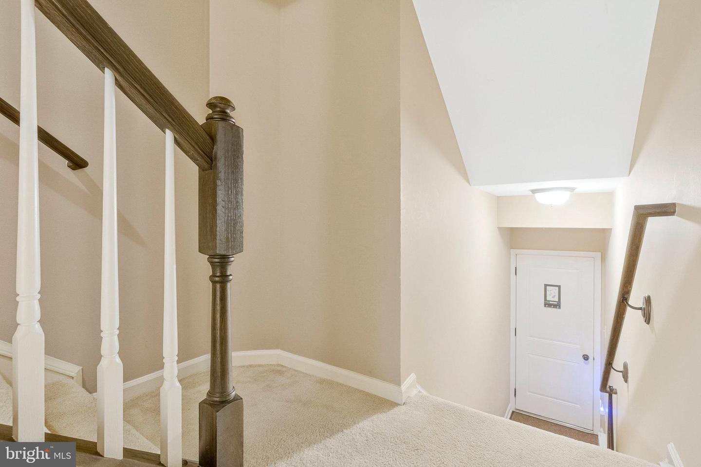 42145 PIEBALD SQ, ALDIE, Virginia 20105, 2 Bedrooms Bedrooms, ,2 BathroomsBathrooms,Residential,For sale,42145 PIEBALD SQ,VALO2101102 MLS # VALO2101102