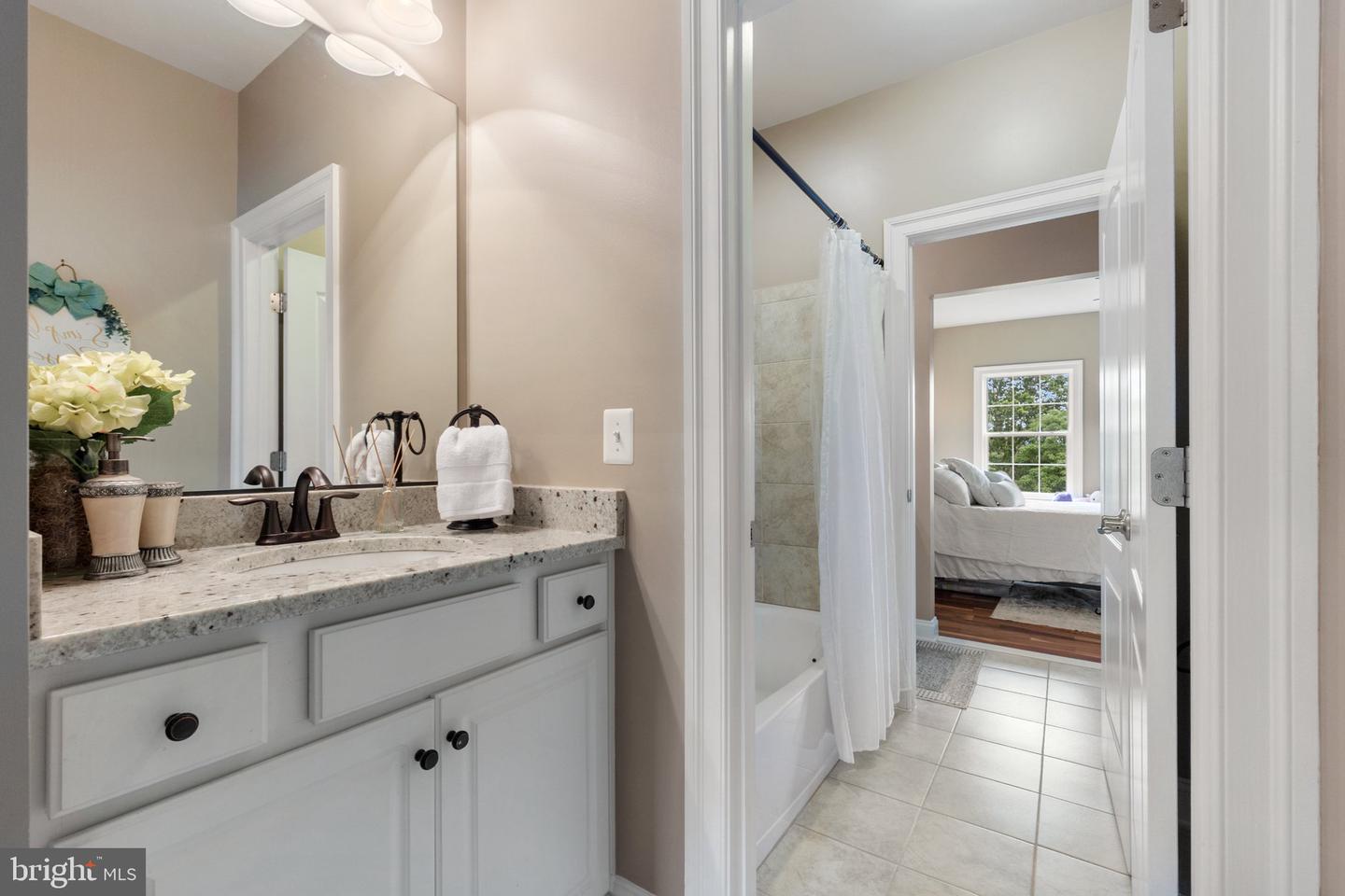 15054 OMEGA CT, WATERFORD, Virginia 20197, 5 Bedrooms Bedrooms, ,4 BathroomsBathrooms,Residential,For sale,15054 OMEGA CT,VALO2101106 MLS # VALO2101106