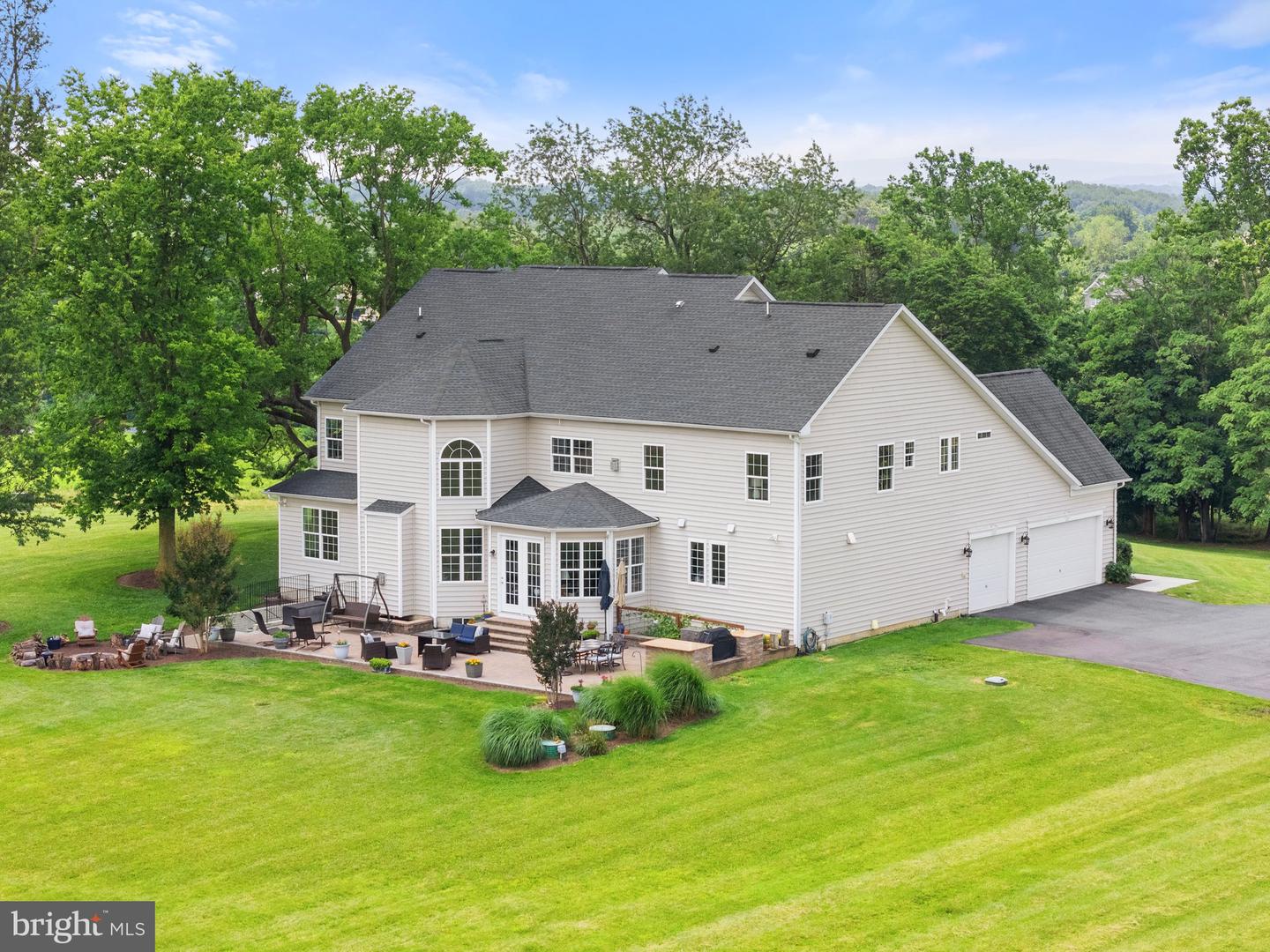 15054 OMEGA CT, WATERFORD, Virginia 20197, 5 Bedrooms Bedrooms, ,4 BathroomsBathrooms,Residential,For sale,15054 OMEGA CT,VALO2101106 MLS # VALO2101106