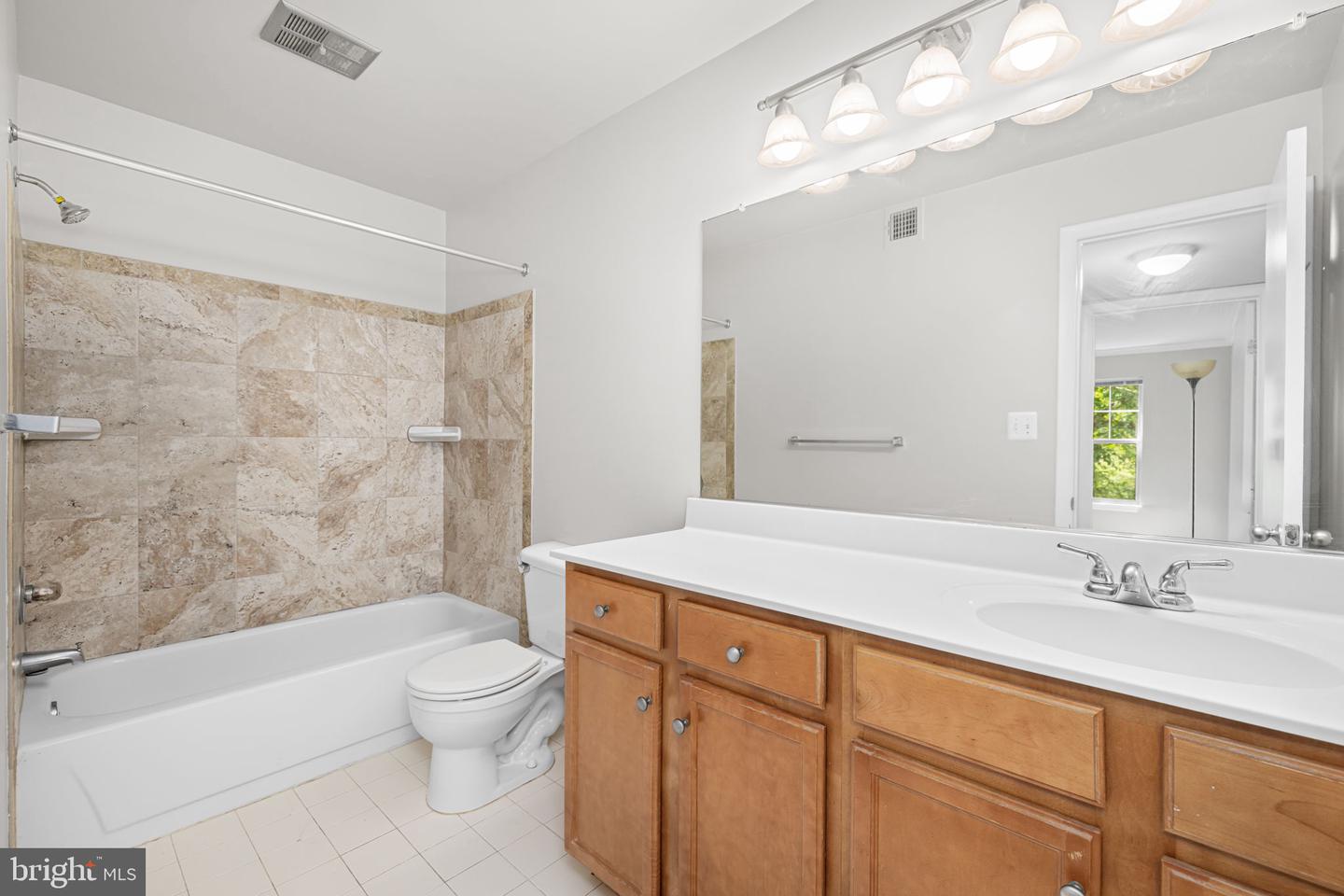 1705-C ASCOT WAY, RESTON, Virginia 20190, 2 Bedrooms Bedrooms, ,2 BathroomsBathrooms,Residential,For sale,1705-C ASCOT WAY,VAFX2253192 MLS # VAFX2253192