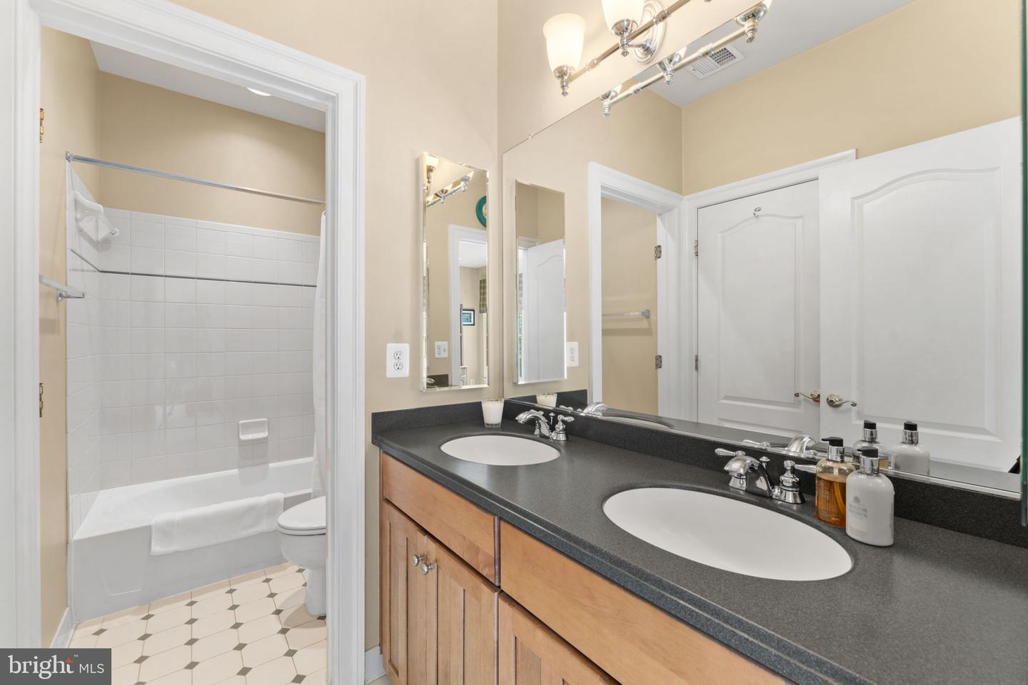 42864 SANDHURST CT, BROADLANDS, Virginia 20148, 6 Bedrooms Bedrooms, ,5 BathroomsBathrooms,Residential,For sale,42864 SANDHURST CT,VALO2101158 MLS # VALO2101158