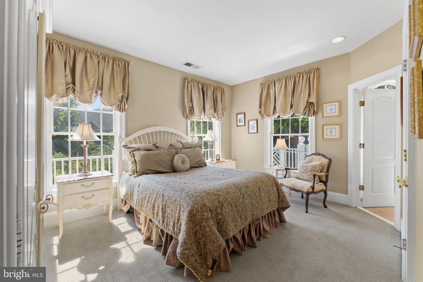 42864 SANDHURST CT, BROADLANDS, Virginia 20148, 6 Bedrooms Bedrooms, ,5 BathroomsBathrooms,Residential,For sale,42864 SANDHURST CT,VALO2101158 MLS # VALO2101158