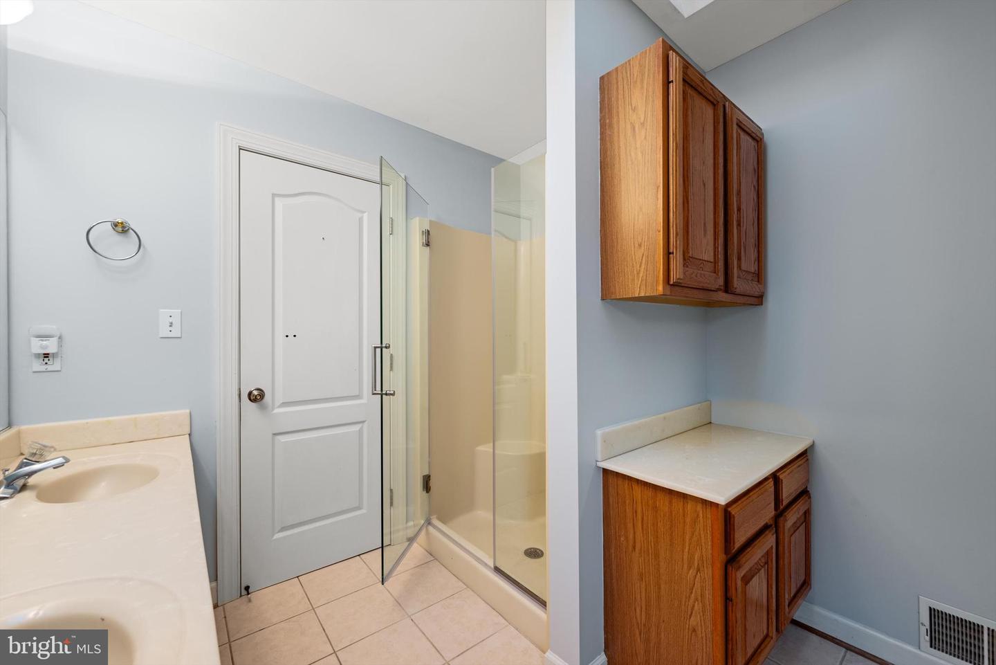 132 WILTON DR, WINCHESTER, Virginia 22603, 5 Bedrooms Bedrooms, ,2 BathroomsBathrooms,Residential,For sale,132 WILTON DR,VAFV2035258 MLS # VAFV2035258