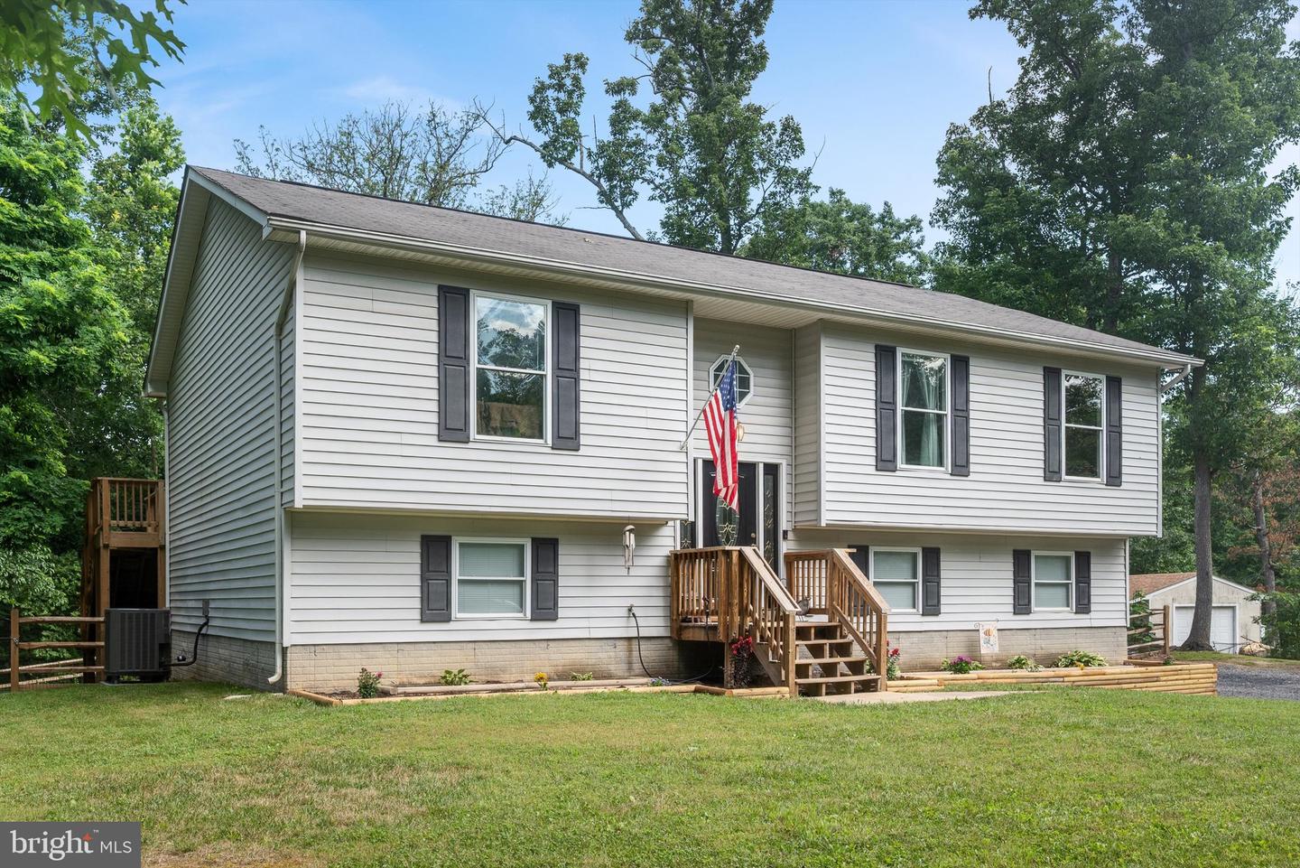 779 WESTERN LN, FRONT ROYAL, Virginia 22630, 3 Bedrooms Bedrooms, ,2 BathroomsBathrooms,Residential,For sale,779 WESTERN LN,VAWR2011620 MLS # VAWR2011620