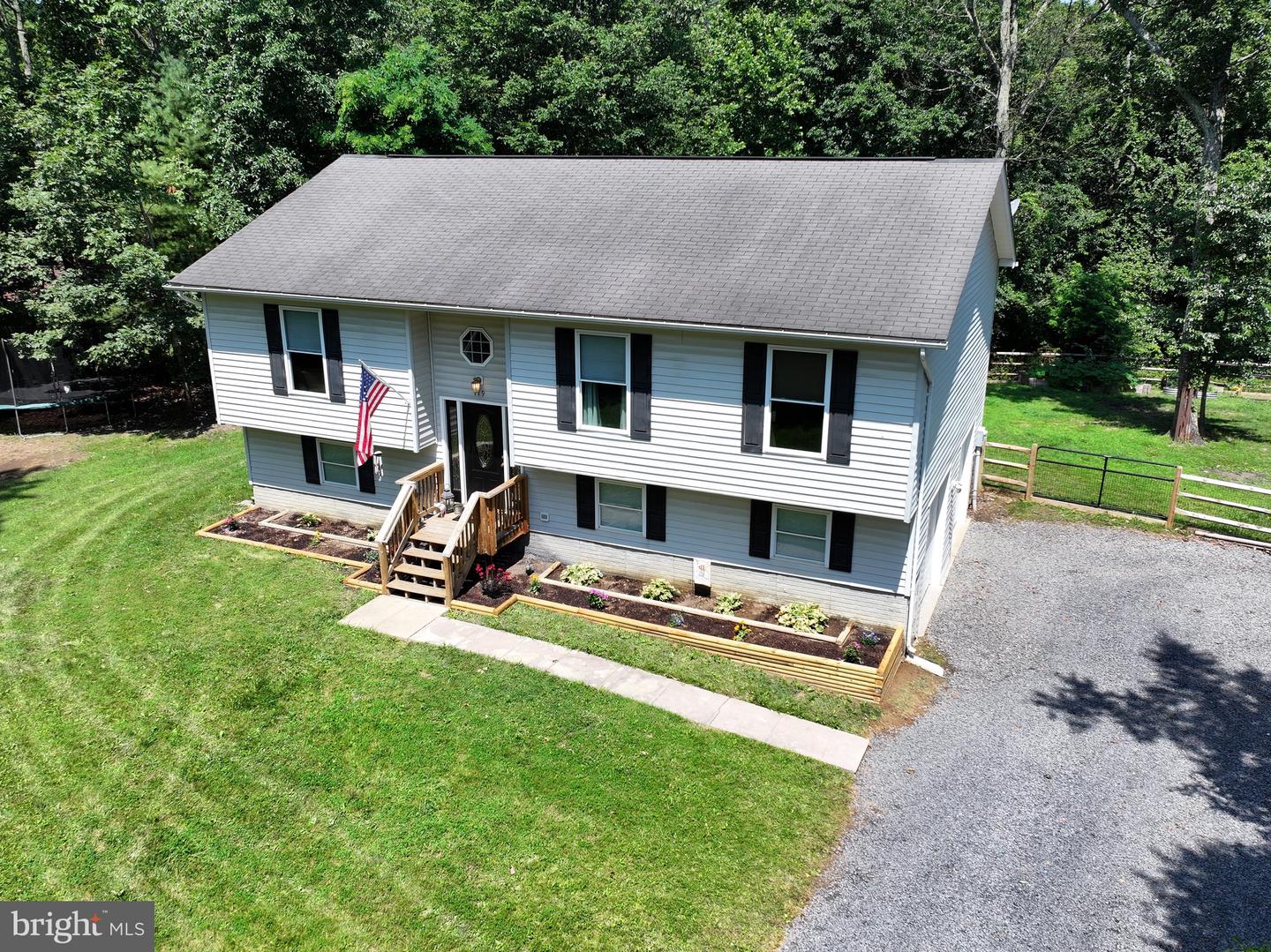 779 WESTERN LN, FRONT ROYAL, Virginia 22630, 3 Bedrooms Bedrooms, ,2 BathroomsBathrooms,Residential,For sale,779 WESTERN LN,VAWR2011620 MLS # VAWR2011620