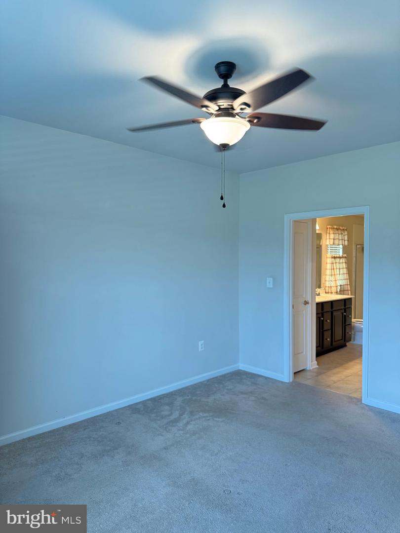 5473 LEEDSTOWN RD, KING GEORGE, Virginia 22485, 4 Bedrooms Bedrooms, ,3 BathroomsBathrooms,Residential,For sale,5473 LEEDSTOWN RD,VAKG2006678 MLS # VAKG2006678