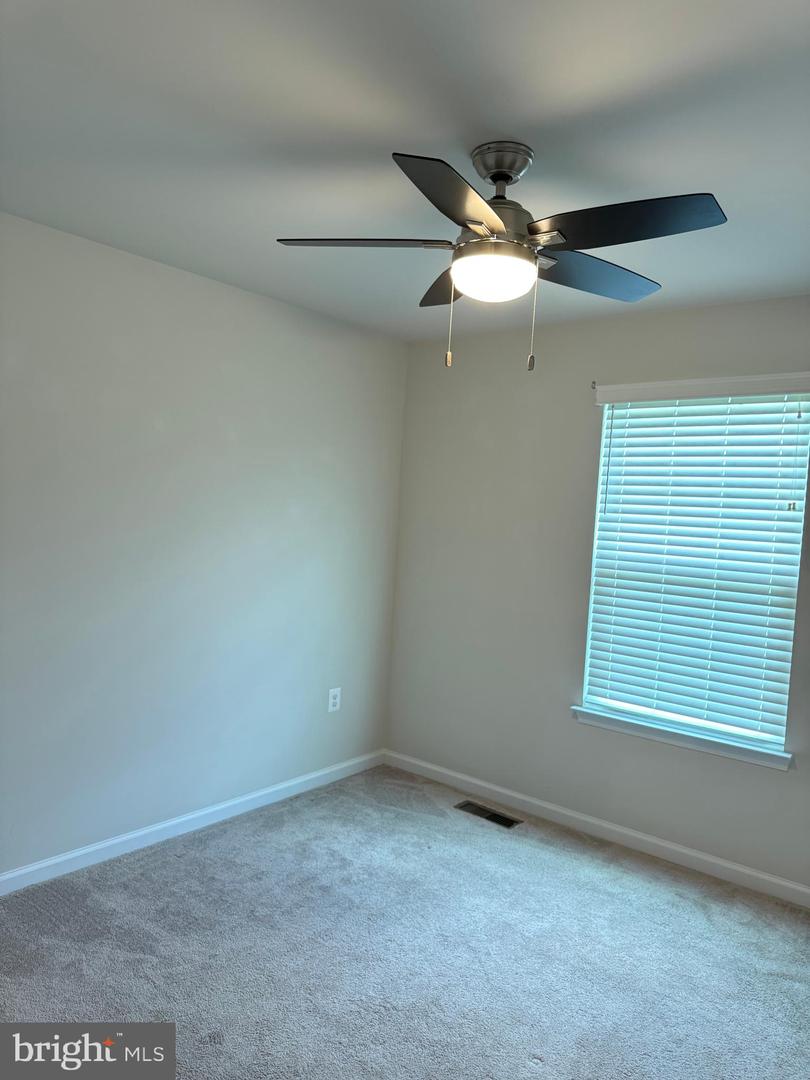 5473 LEEDSTOWN RD, KING GEORGE, Virginia 22485, 4 Bedrooms Bedrooms, ,3 BathroomsBathrooms,Residential,For sale,5473 LEEDSTOWN RD,VAKG2006678 MLS # VAKG2006678