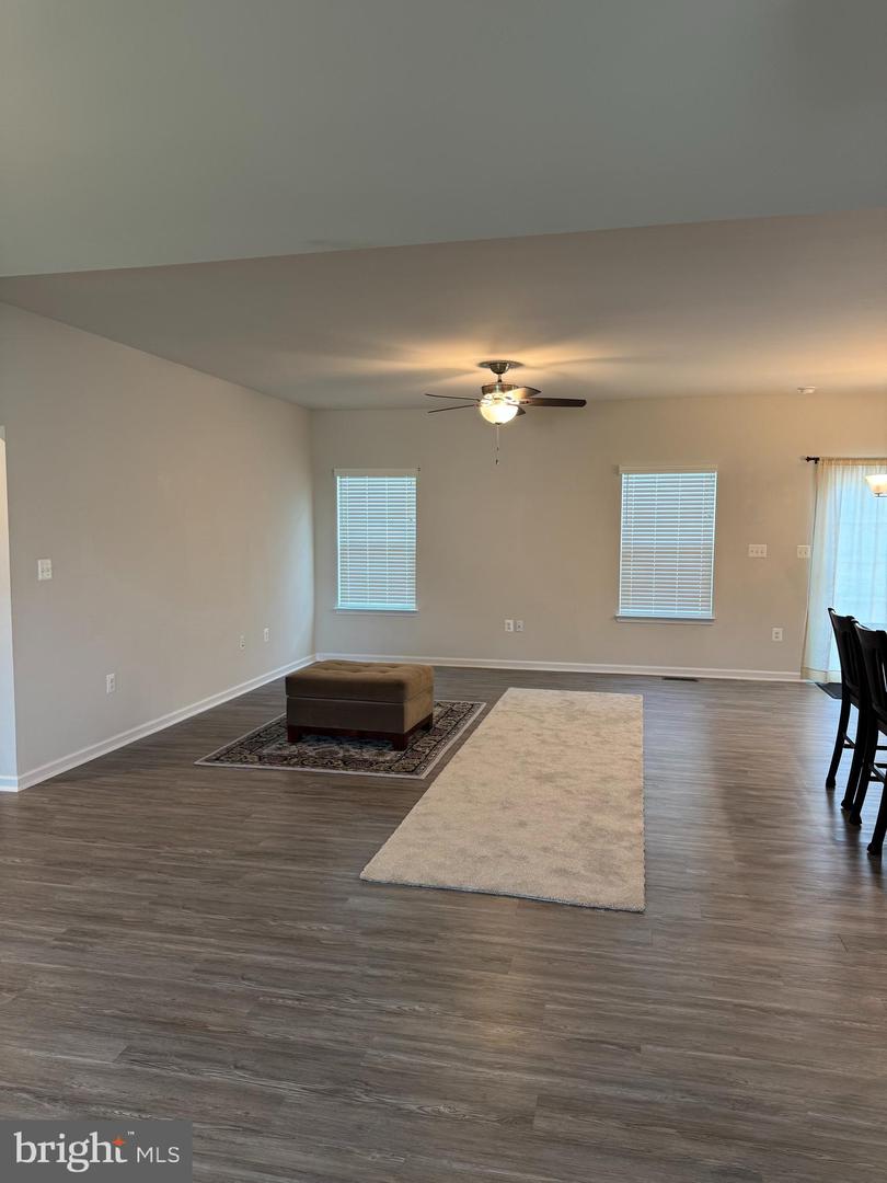 5473 LEEDSTOWN RD, KING GEORGE, Virginia 22485, 4 Bedrooms Bedrooms, ,3 BathroomsBathrooms,Residential,For sale,5473 LEEDSTOWN RD,VAKG2006678 MLS # VAKG2006678