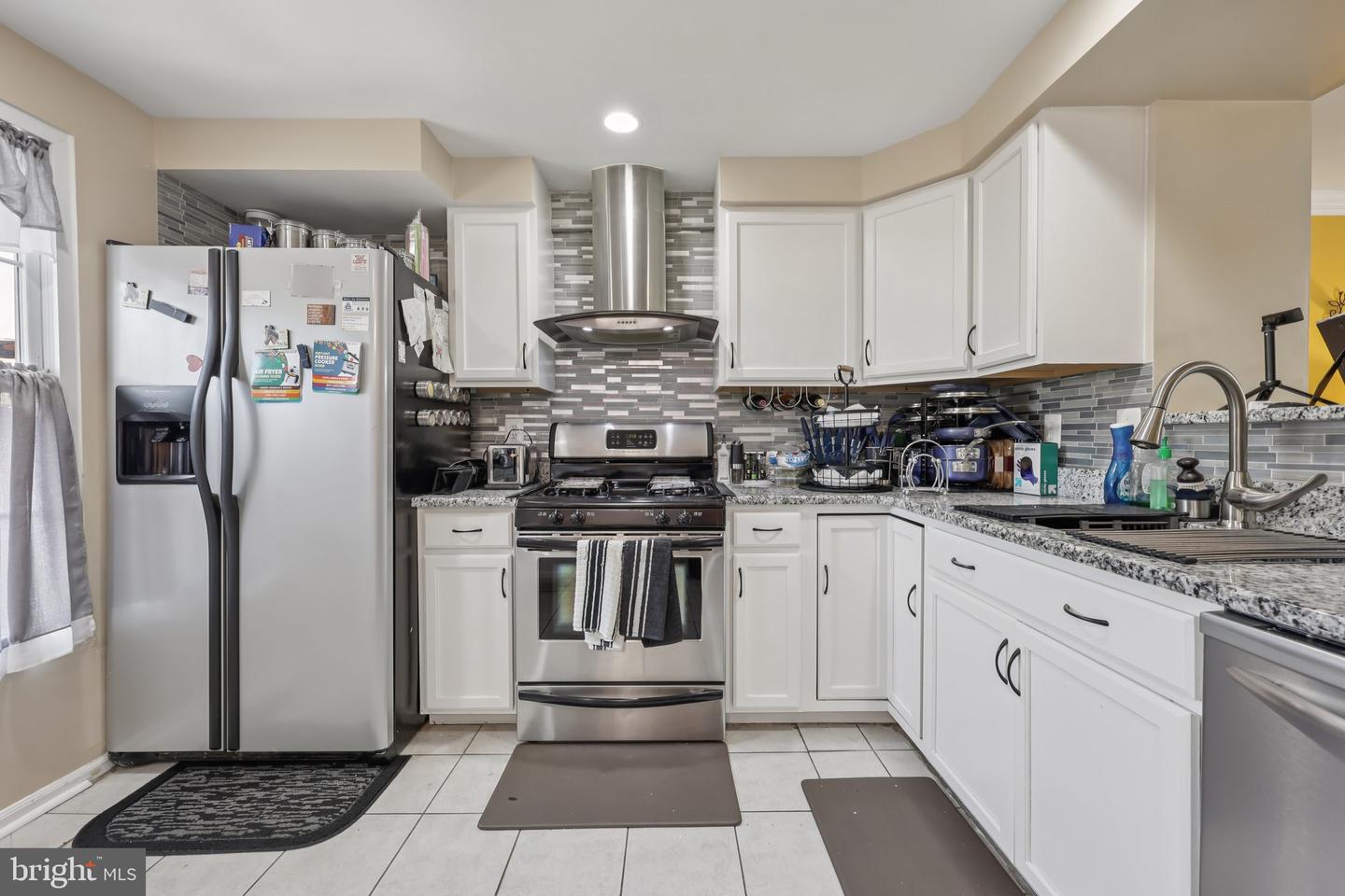 3427 BELLEPLAIN CT, DUMFRIES, Virginia 22026, 3 Bedrooms Bedrooms, ,3 BathroomsBathrooms,Residential,For sale,3427 BELLEPLAIN CT,VAPW2098584 MLS # VAPW2098584