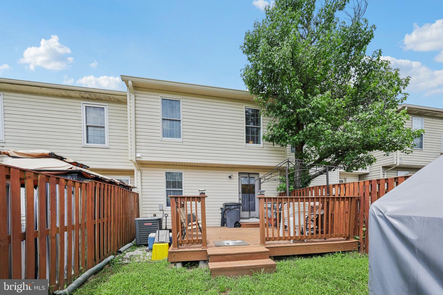 3427 BELLEPLAIN CT, DUMFRIES, Virginia 22026, 3 Bedrooms Bedrooms, ,3 BathroomsBathrooms,Residential,For sale,3427 BELLEPLAIN CT,VAPW2098584 MLS # VAPW2098584