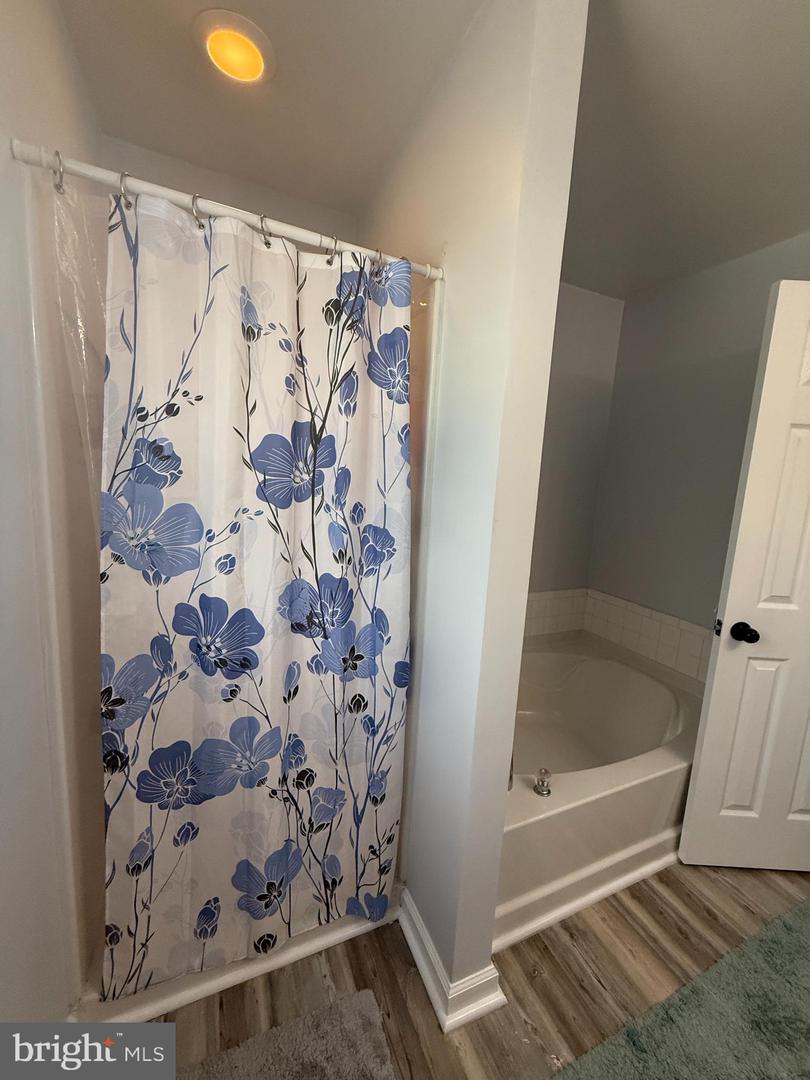 7000 GAYLE LN, SPOTSYLVANIA, Virginia 22553, 4 Bedrooms Bedrooms, ,2 BathroomsBathrooms,Residential,For sale,7000 GAYLE LN,VASP2034474 MLS # VASP2034474