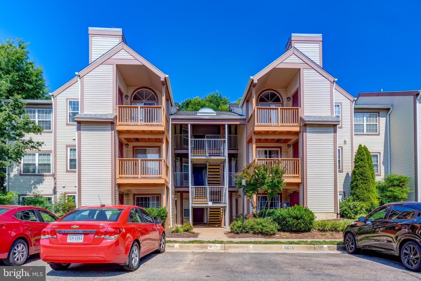 6904-I VICTORIA DR #I, ALEXANDRIA, Virginia 22310, 2 Bedrooms Bedrooms, 5 Rooms Rooms,2 BathroomsBathrooms,Residential,For sale,6904-I VICTORIA DR #I,VAFX2253500 MLS # VAFX2253500