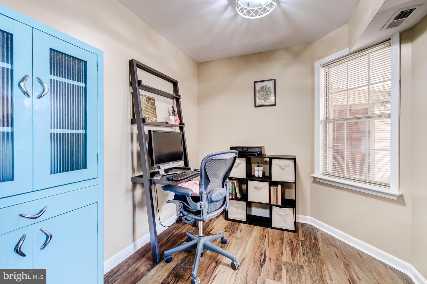 6904-I VICTORIA DR #I, ALEXANDRIA, Virginia 22310, 2 Bedrooms Bedrooms, 5 Rooms Rooms,2 BathroomsBathrooms,Residential,For sale,6904-I VICTORIA DR #I,VAFX2253500 MLS # VAFX2253500