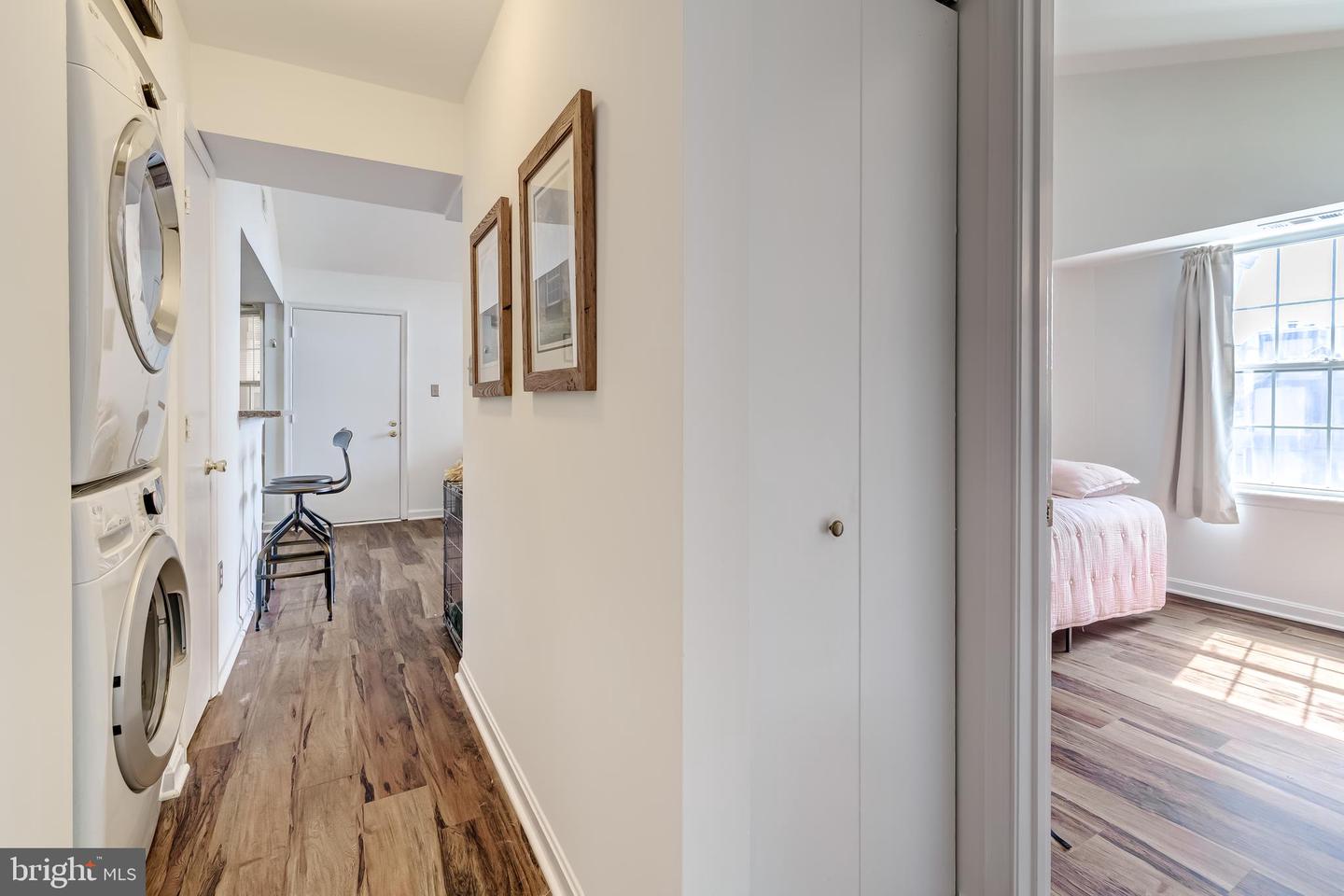 6904-I VICTORIA DR #I, ALEXANDRIA, Virginia 22310, 2 Bedrooms Bedrooms, 5 Rooms Rooms,2 BathroomsBathrooms,Residential,For sale,6904-I VICTORIA DR #I,VAFX2253500 MLS # VAFX2253500