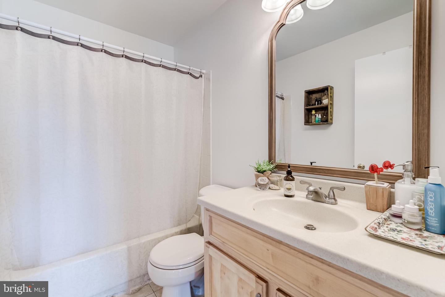 6904-I VICTORIA DR #I, ALEXANDRIA, Virginia 22310, 2 Bedrooms Bedrooms, 5 Rooms Rooms,2 BathroomsBathrooms,Residential,For sale,6904-I VICTORIA DR #I,VAFX2253500 MLS # VAFX2253500
