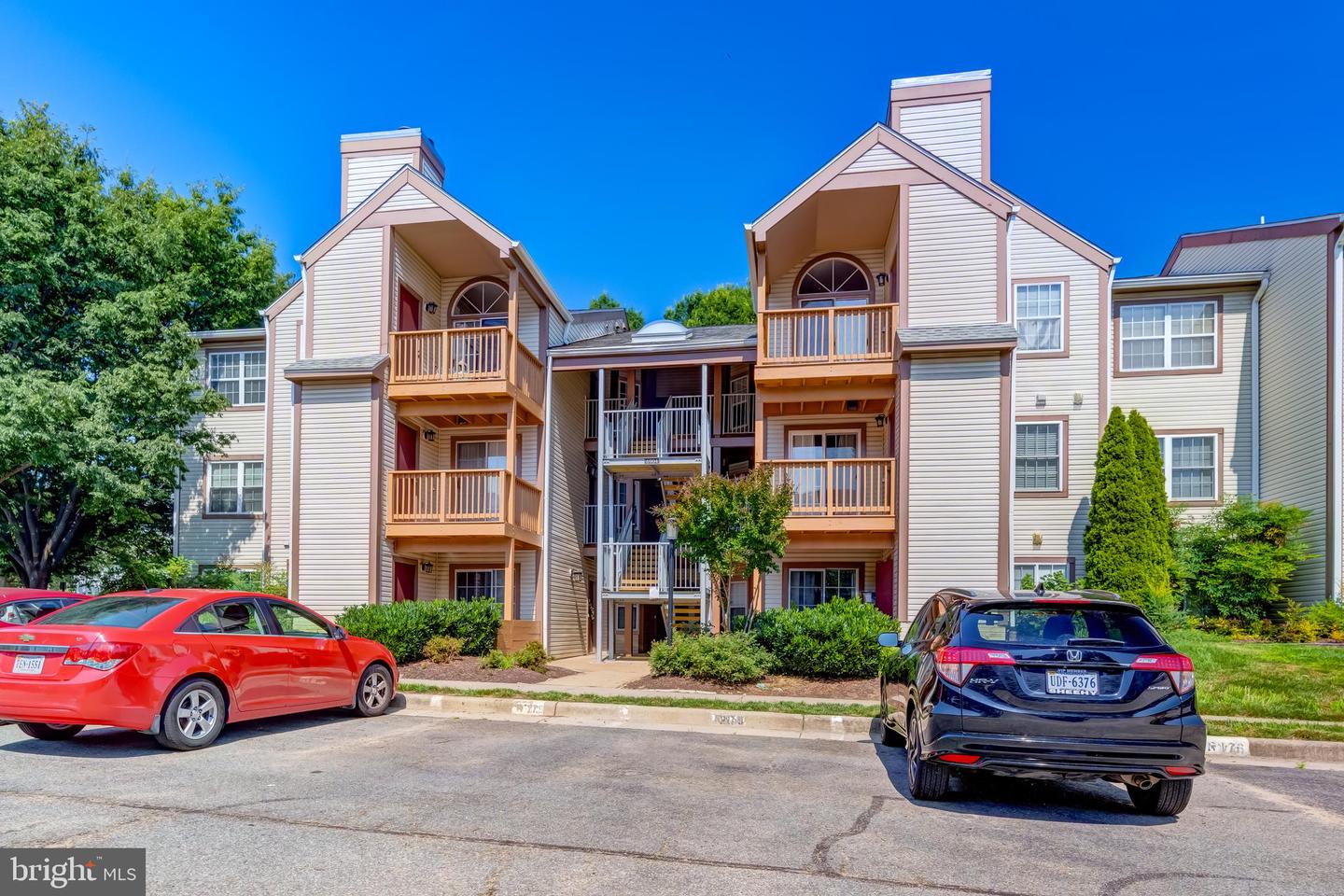 6904-I VICTORIA DR #I, ALEXANDRIA, Virginia 22310, 2 Bedrooms Bedrooms, 5 Rooms Rooms,2 BathroomsBathrooms,Residential,For sale,6904-I VICTORIA DR #I,VAFX2253500 MLS # VAFX2253500
