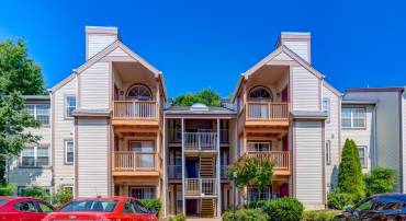 6904-I VICTORIA DR #I, ALEXANDRIA, Virginia 22310, 2 Bedrooms Bedrooms, 5 Rooms Rooms,2 BathroomsBathrooms,Residential,For sale,6904-I VICTORIA DR #I,VAFX2253500 MLS # VAFX2253500
