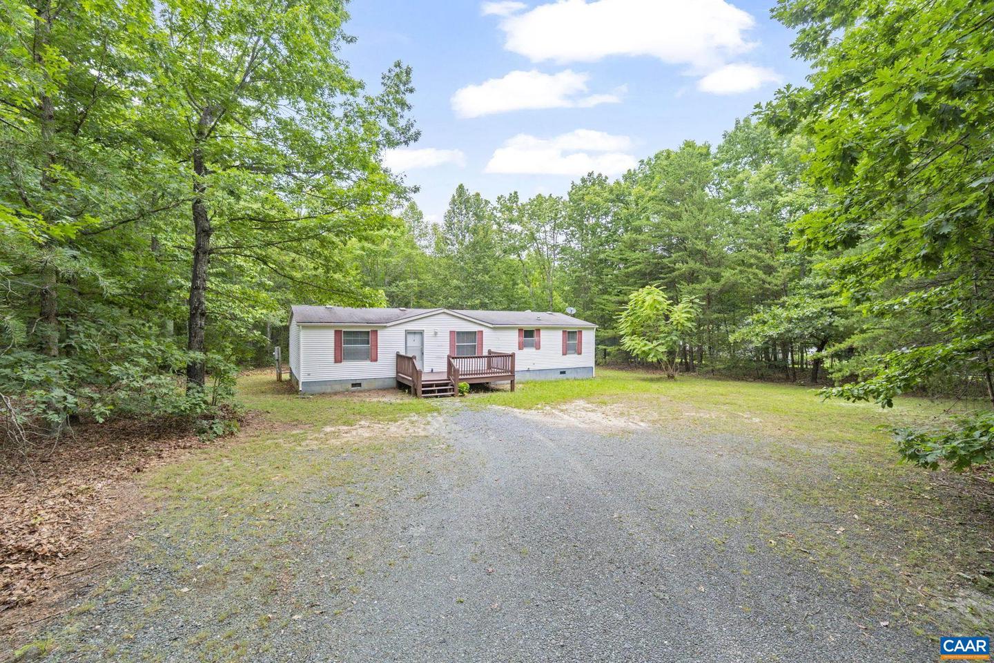505 HUMMINGBIRD RD, SCOTTSVILLE, Virginia 24590, 3 Bedrooms Bedrooms, ,2 BathroomsBathrooms,Residential,For sale,505 HUMMINGBIRD RD,666429 MLS # 666429