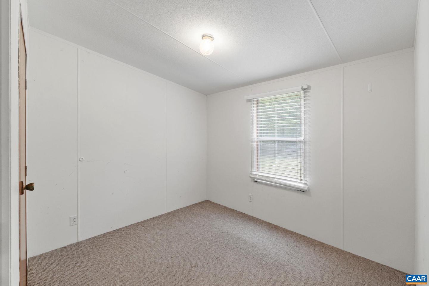 505 HUMMINGBIRD RD, SCOTTSVILLE, Virginia 24590, 3 Bedrooms Bedrooms, ,2 BathroomsBathrooms,Residential,For sale,505 HUMMINGBIRD RD,666429 MLS # 666429