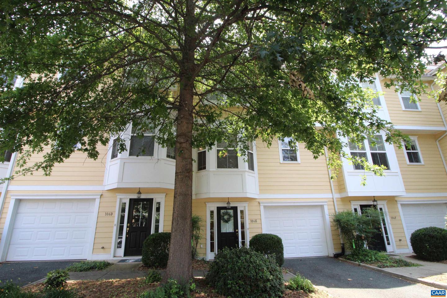 106 MELBOURNE PRK #E, CHARLOTTESVILLE, Virginia 22901, 3 Bedrooms Bedrooms, ,2 BathroomsBathrooms,Residential,For sale,106 MELBOURNE PRK #E,666432 MLS # 666432