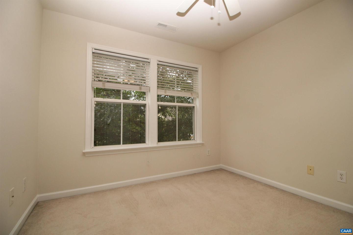 106 MELBOURNE PRK #E, CHARLOTTESVILLE, Virginia 22901, 3 Bedrooms Bedrooms, ,2 BathroomsBathrooms,Residential,For sale,106 MELBOURNE PRK #E,666432 MLS # 666432