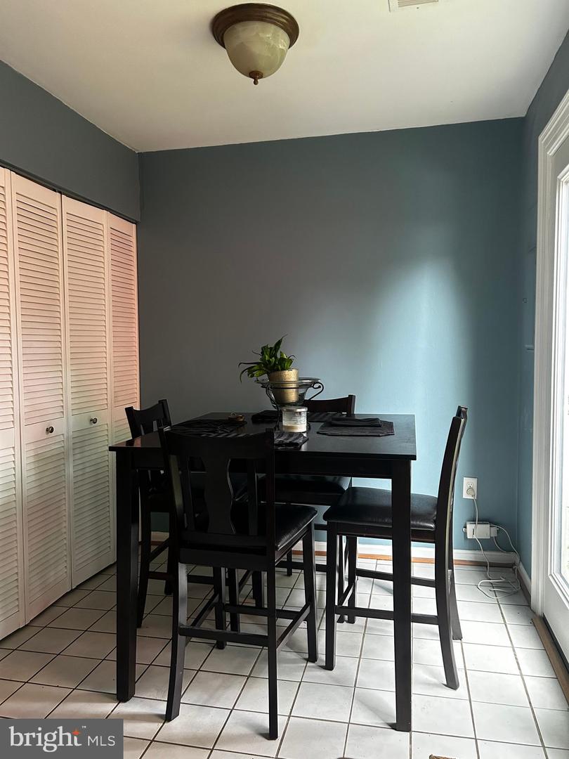 1231 THOMAS JEFFERSON PL, FREDERICKSBURG, Virginia 22405, 3 Bedrooms Bedrooms, ,2 BathroomsBathrooms,Residential,For sale,1231 THOMAS JEFFERSON PL,VAST2040518 MLS # VAST2040518