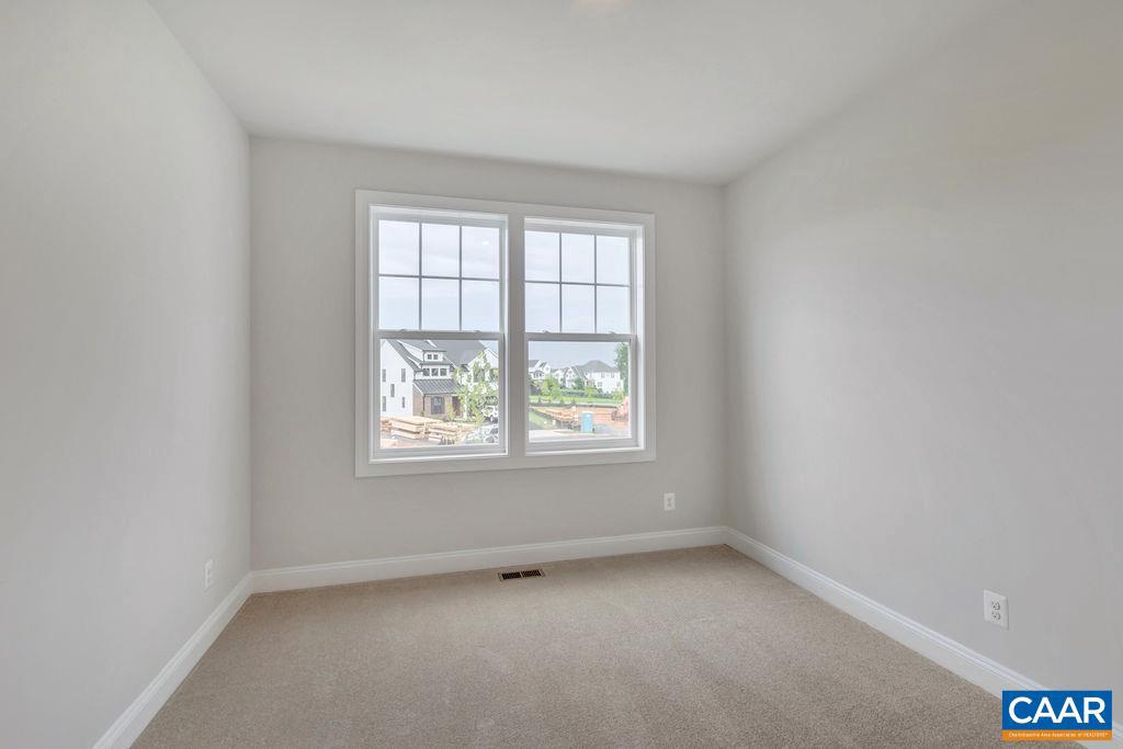 64A SPRINGDALE RD, WAYNESBORO, Virginia 22980, 4 Bedrooms Bedrooms, ,2 BathroomsBathrooms,Residential,For sale,64A SPRINGDALE RD,666433 MLS # 666433