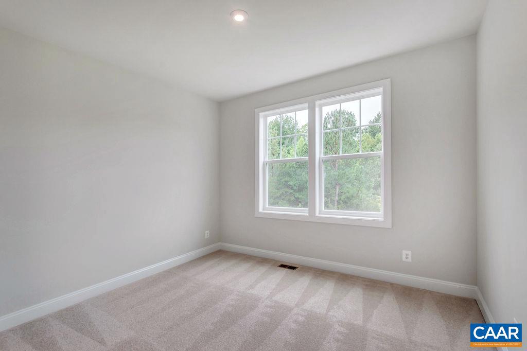 64A SPRINGDALE RD, WAYNESBORO, Virginia 22980, 4 Bedrooms Bedrooms, ,2 BathroomsBathrooms,Residential,For sale,64A SPRINGDALE RD,666433 MLS # 666433