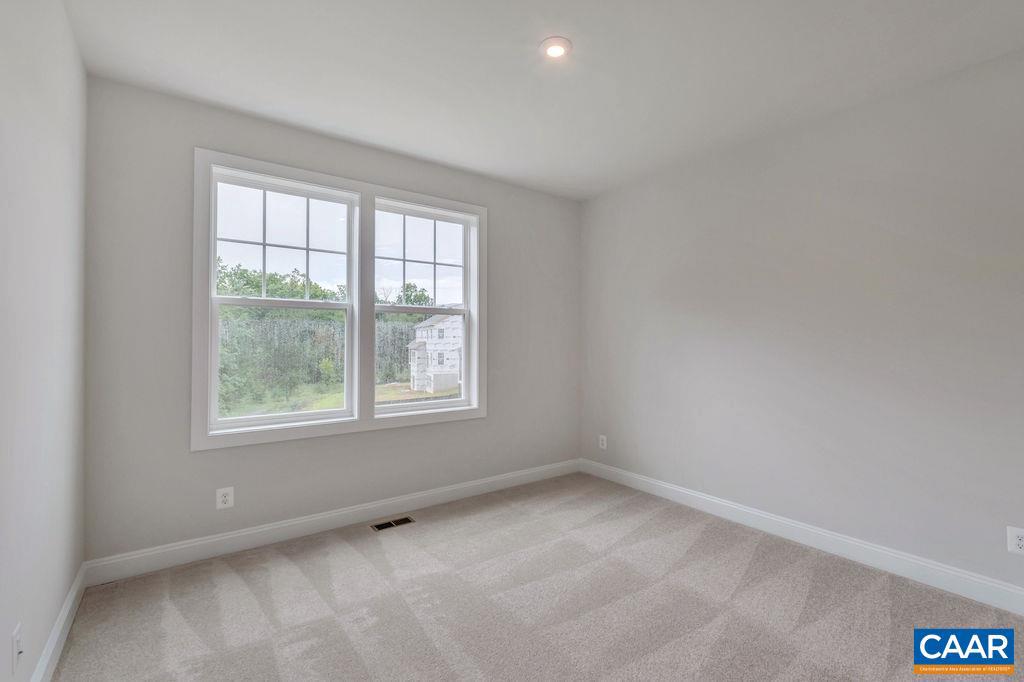 64A SPRINGDALE RD, WAYNESBORO, Virginia 22980, 4 Bedrooms Bedrooms, ,2 BathroomsBathrooms,Residential,For sale,64A SPRINGDALE RD,666433 MLS # 666433