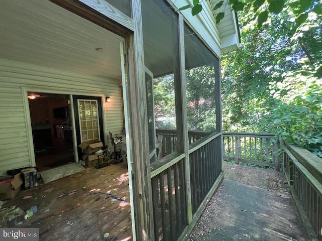 5010 ROSEMONT AVE, ALEXANDRIA, Virginia 22309, 3 Bedrooms Bedrooms, ,2 BathroomsBathrooms,Residential,For sale,5010 ROSEMONT AVE,VAFX2253690 MLS # VAFX2253690