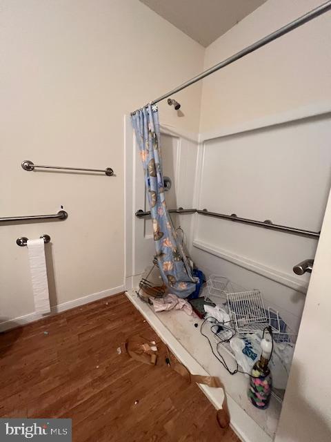 5010 ROSEMONT AVE, ALEXANDRIA, Virginia 22309, 3 Bedrooms Bedrooms, ,2 BathroomsBathrooms,Residential,For sale,5010 ROSEMONT AVE,VAFX2253690 MLS # VAFX2253690