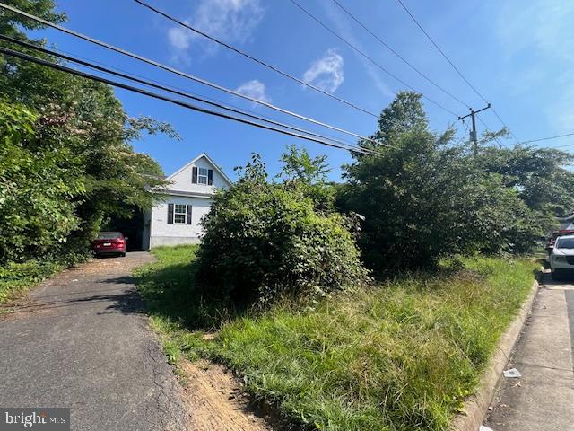5010 ROSEMONT AVE, ALEXANDRIA, Virginia 22309, 3 Bedrooms Bedrooms, ,2 BathroomsBathrooms,Residential,For sale,5010 ROSEMONT AVE,VAFX2253690 MLS # VAFX2253690