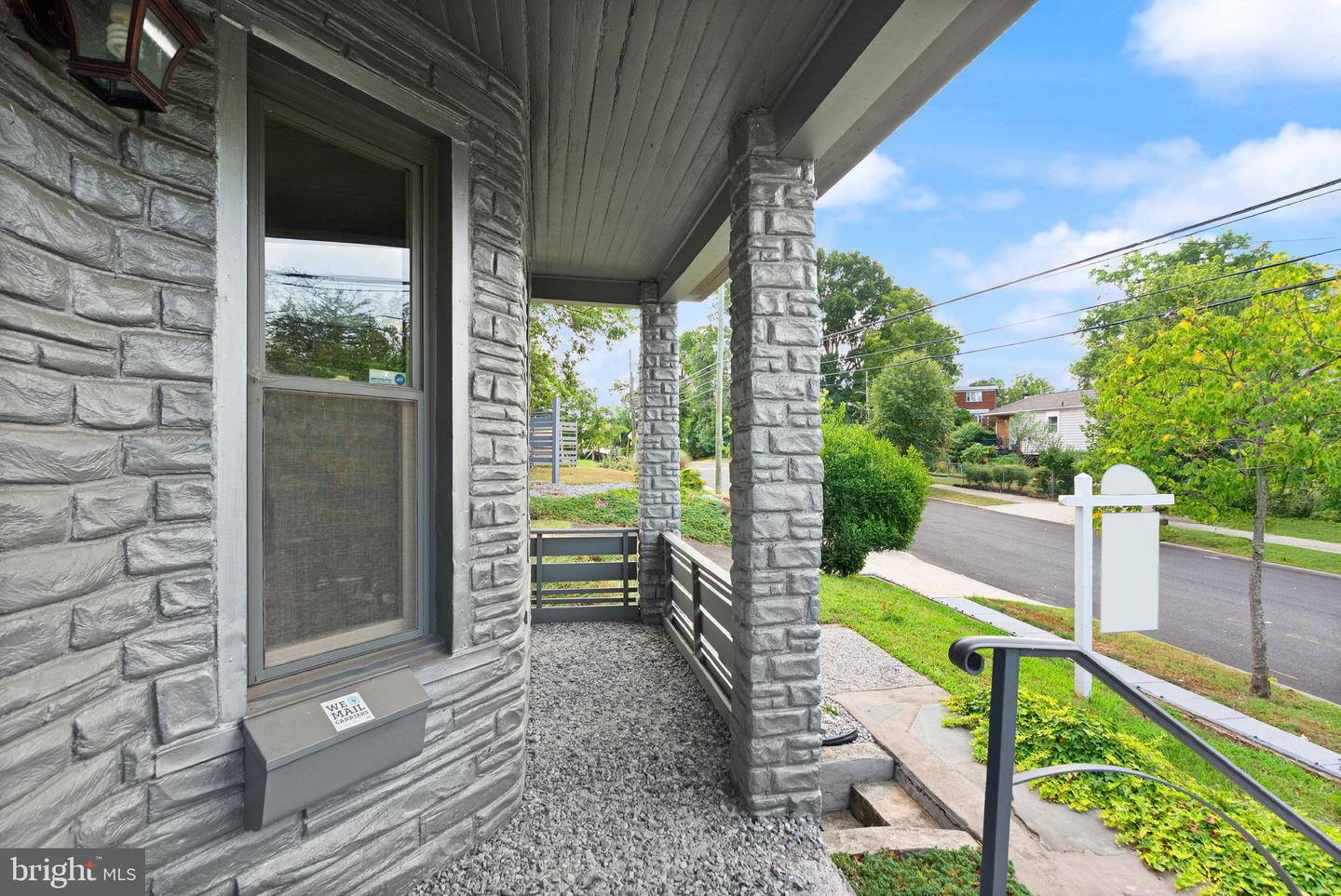 2515 17TH ST NE, WASHINGTON, District Of Columbia 20018, 3 Bedrooms Bedrooms, ,1 BathroomBathrooms,Residential,For sale,2515 17TH ST NE,DCDC2209222 MLS # DCDC2209222