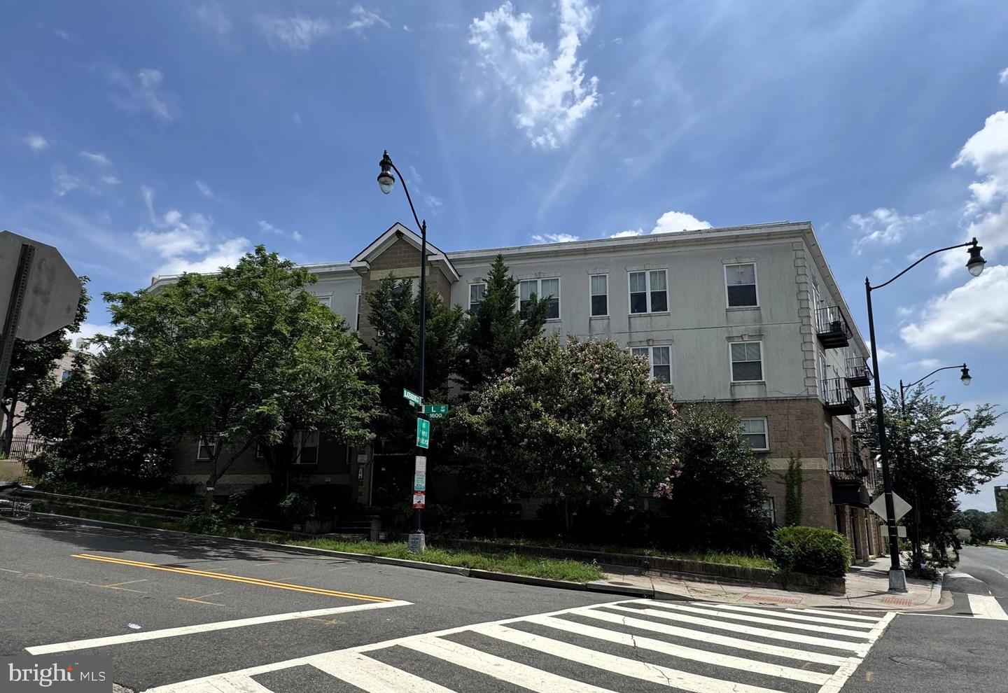 1629 L ST NE #202, WASHINGTON, District Of Columbia 20002, 1 Bedroom Bedrooms, ,1 BathroomBathrooms,Residential,For sale,1629 L ST NE #202,DCDC2209226 MLS # DCDC2209226