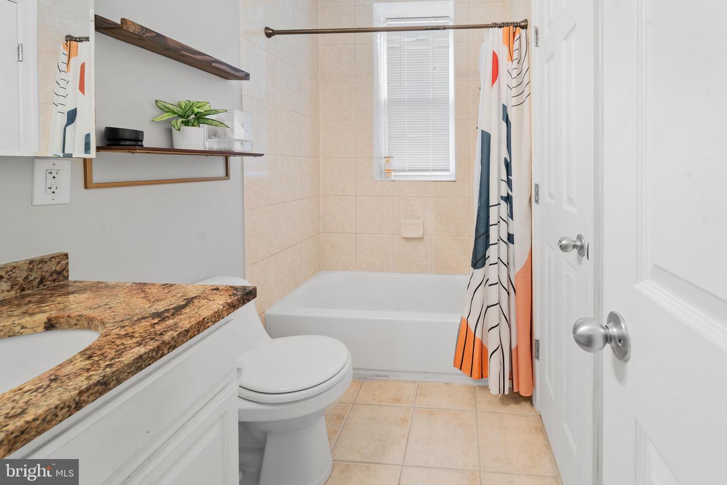 1629 L ST NE #202, WASHINGTON, District Of Columbia 20002, 1 Bedroom Bedrooms, ,1 BathroomBathrooms,Residential,For sale,1629 L ST NE #202,DCDC2209226 MLS # DCDC2209226